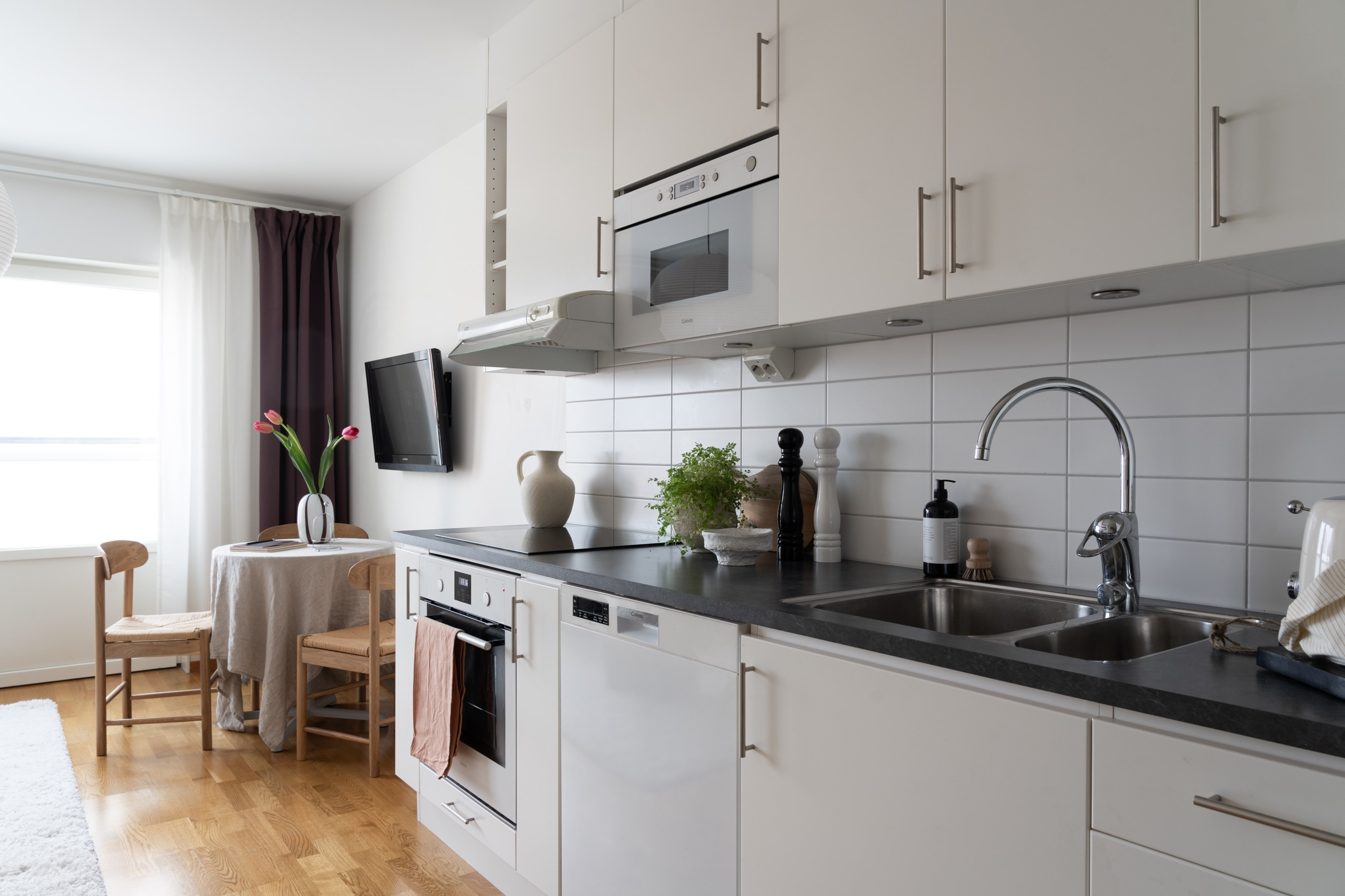 Bostadsbild från Råbyvägen 55E, Kommande i Gränby, Uppsala