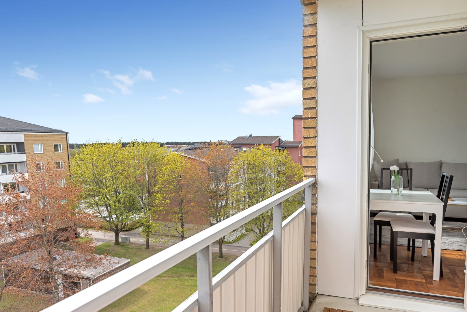 Bostadsbild från Leopoldsgatan 34, Till salu i Nyby, Uppsala