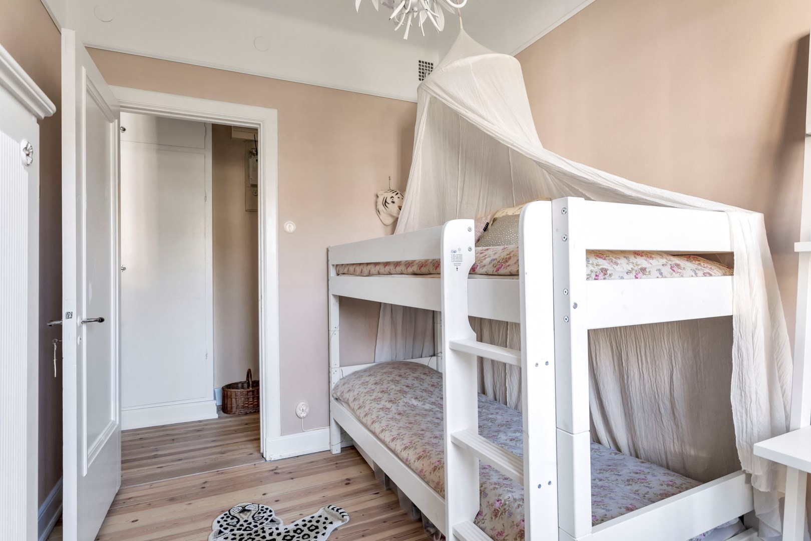 Bostadsbild från Vasagatan 3B, Såld i Luthagen, Uppsala