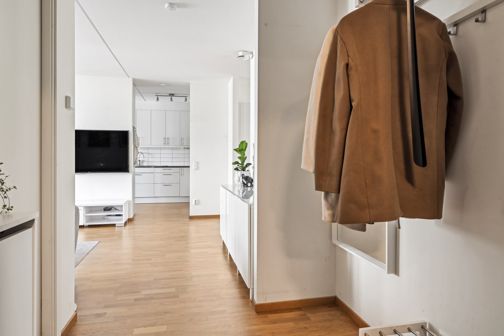 Bostadsbild från Råbyvägen 38, Såld i Kapellgärdet, Uppsala