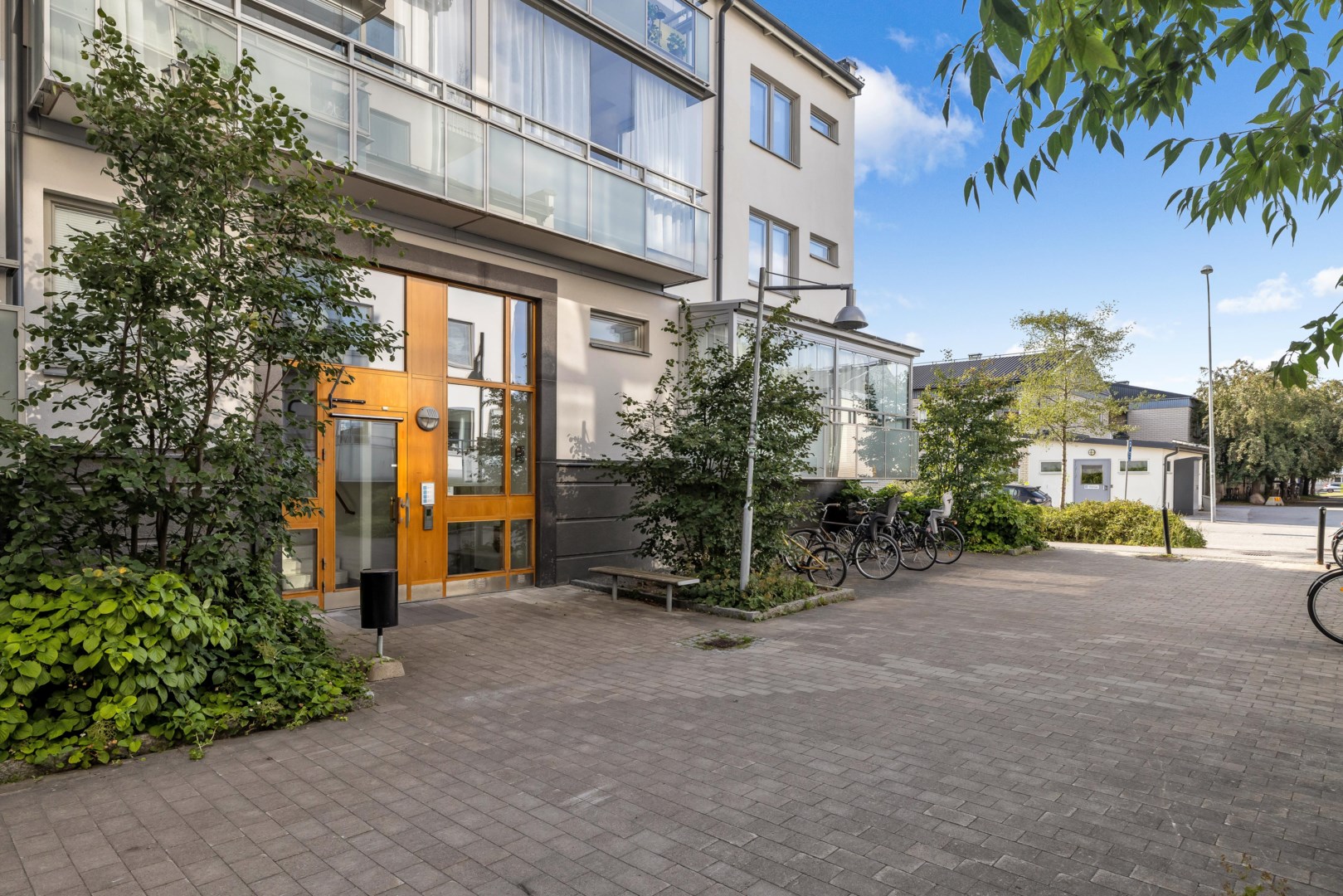 Bostadsbild från Råbyvägen 38, Såld i Kapellgärdet, Uppsala