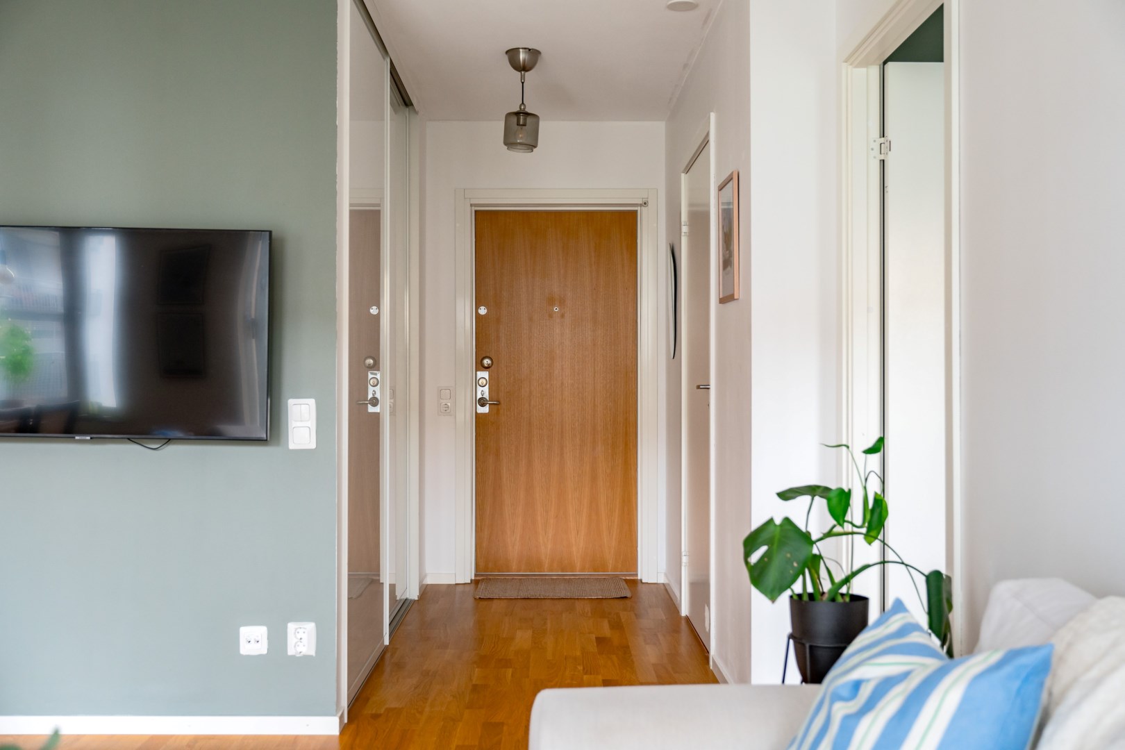 Bostadsbild från Tullgarnsgatan 14, Såld i Kungsängen, Uppsala