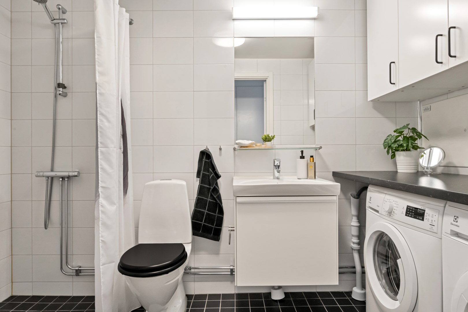 Bostadsbild från Torgny Segerstedts allé 4, Såld i Rosendal, Uppsala