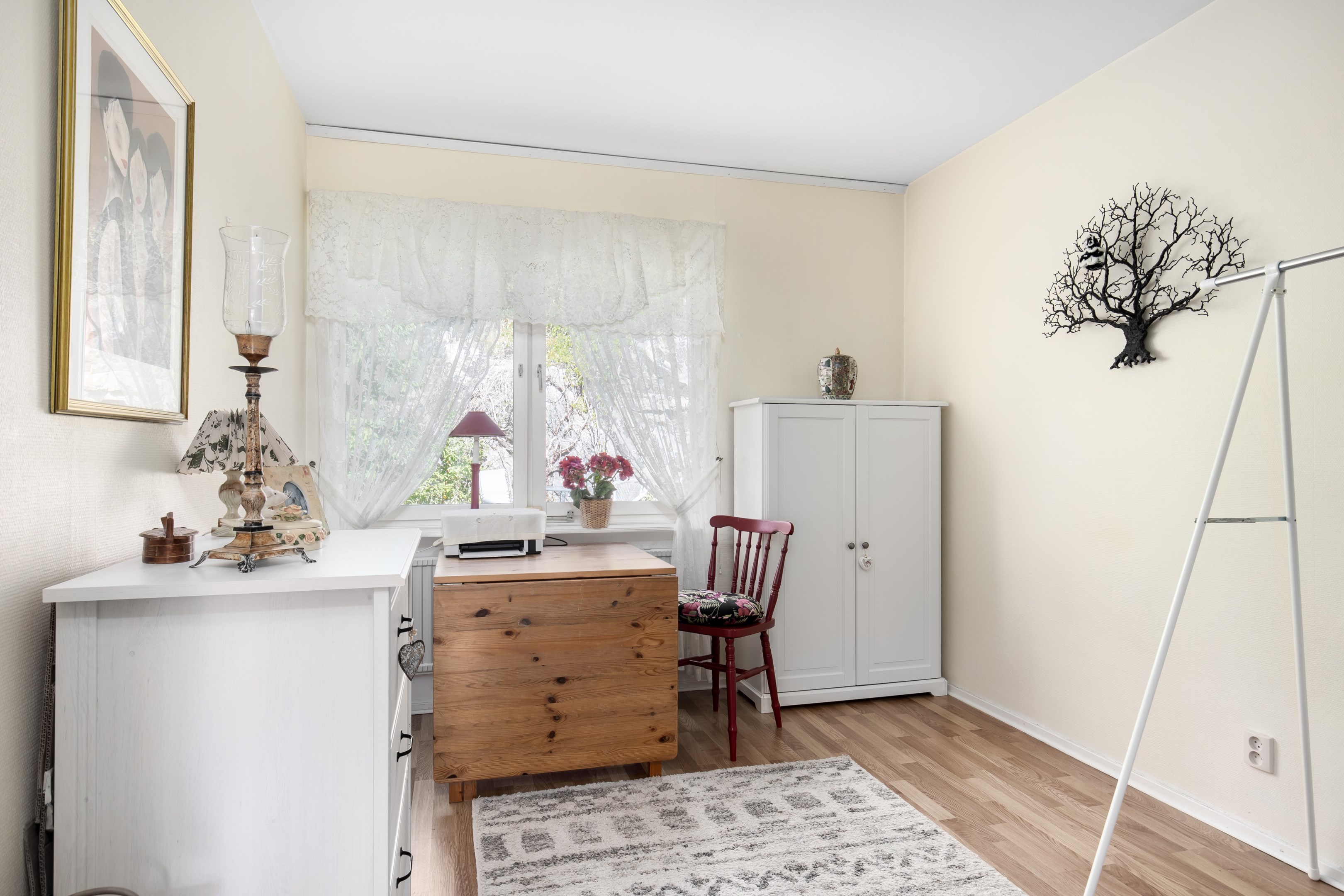 Bostadsbild från Blomstervägen 50, Såld i Finntorp, Nacka