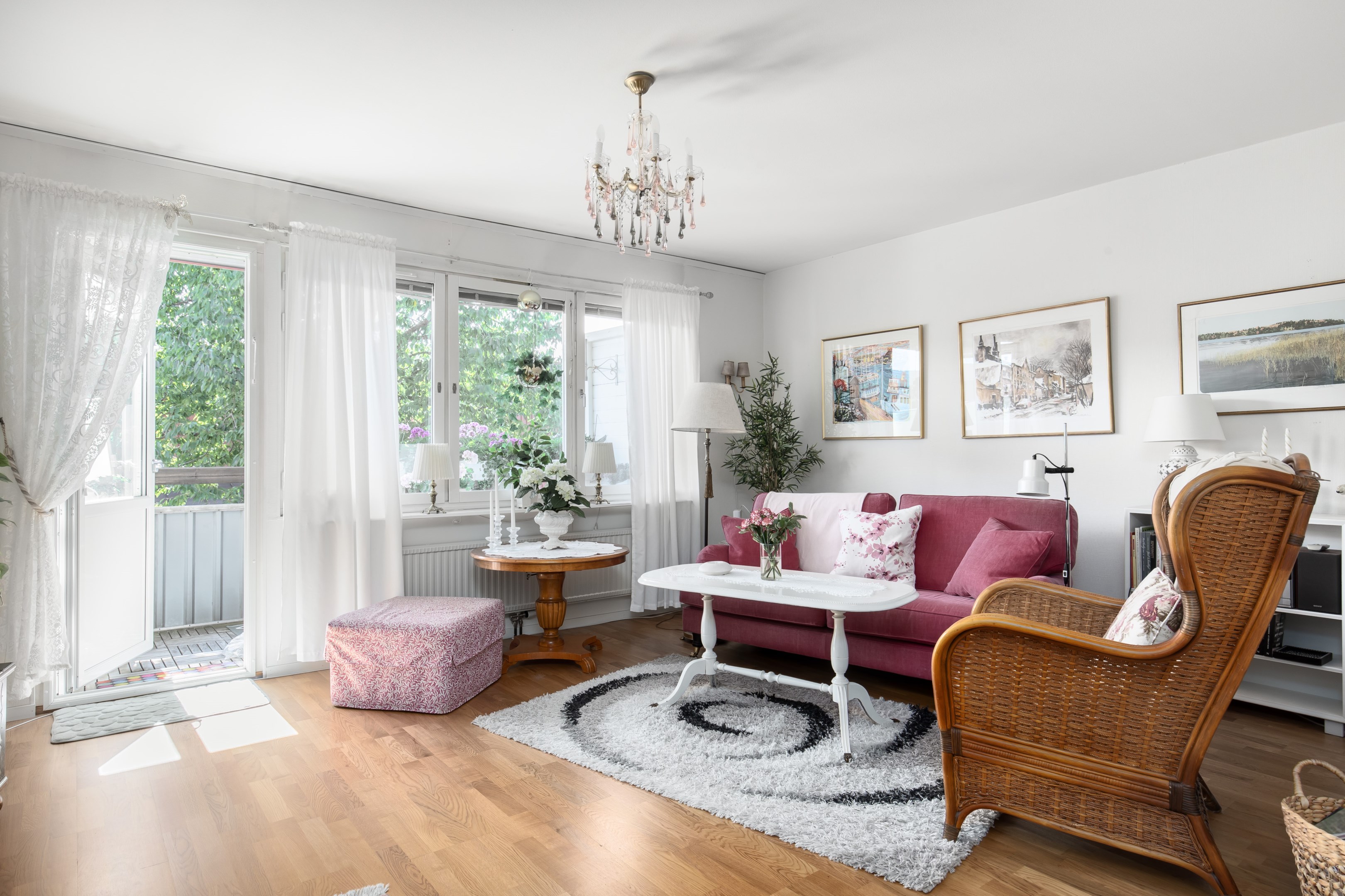 Bostadsbild från Blomstervägen 50, Såld i Finntorp, Nacka