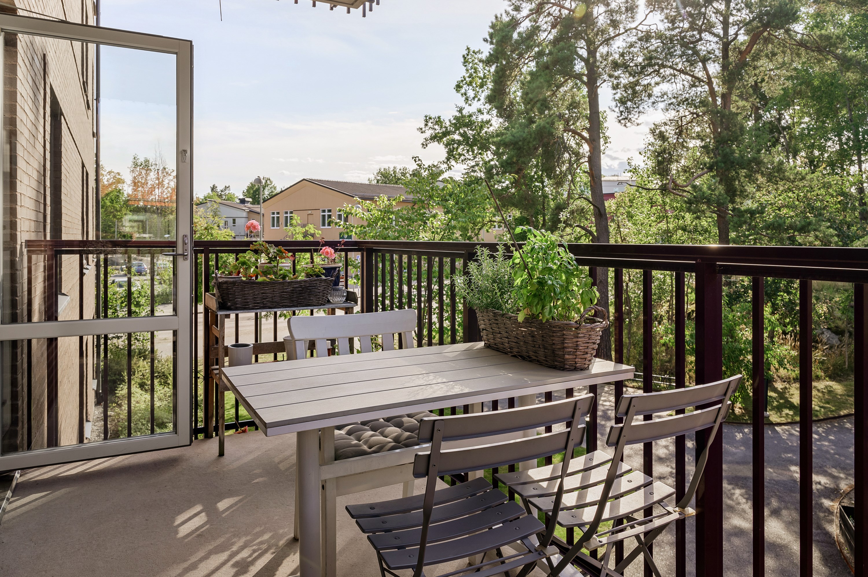 Bostadsbild från Tollare Ängsväg 26, Såld i Tollare, Nacka