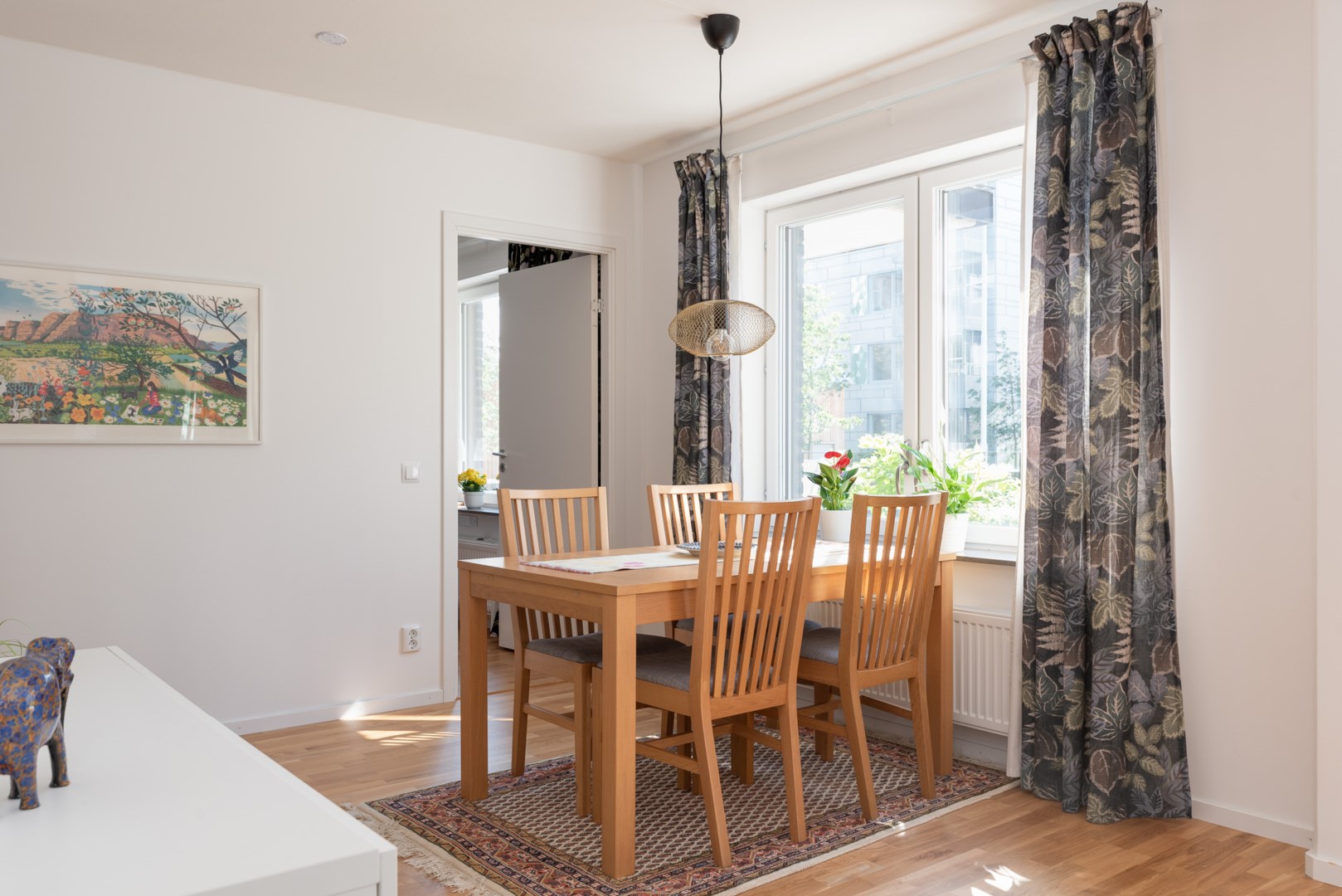 Bostadsbild från Neptungatan 4, Såld i Öster Mälarstrand, Västerås