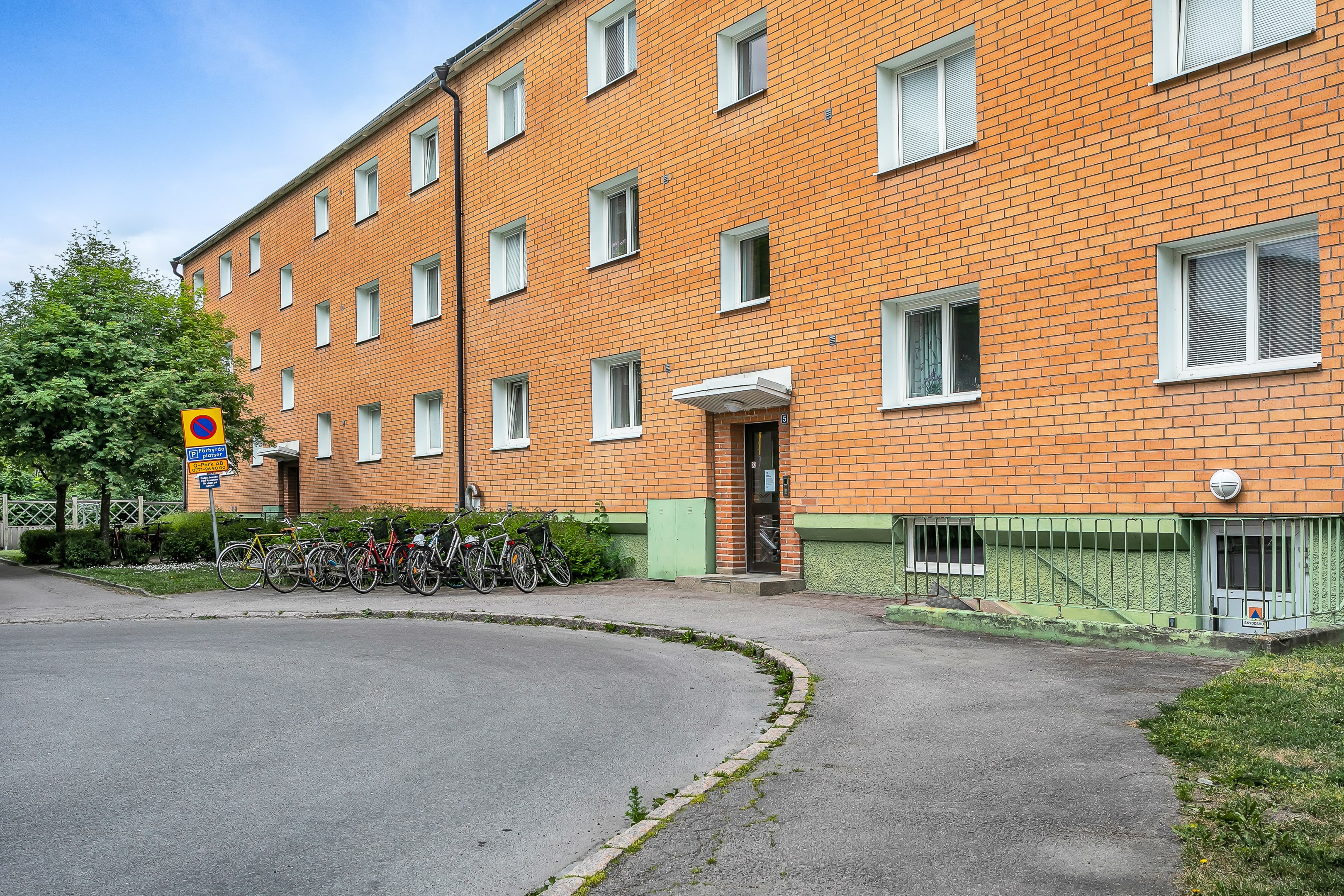 Bostadsbild från Kastanjegatan 5, Såld i Salabacke, Uppsala