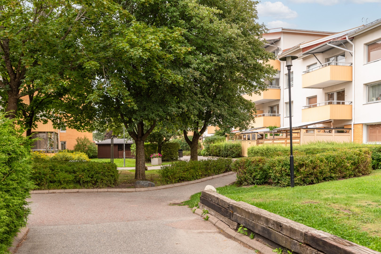 Bostadsbild från Knotavägen 23, Såld i Bjurhovda, Västerås