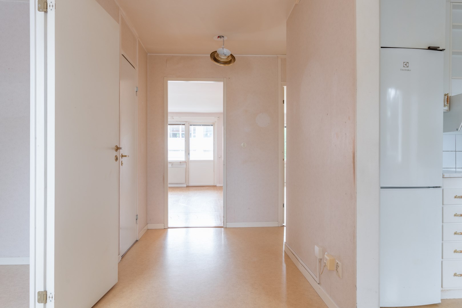 Bostadsbild från Knotavägen 23, Såld i Bjurhovda, Västerås