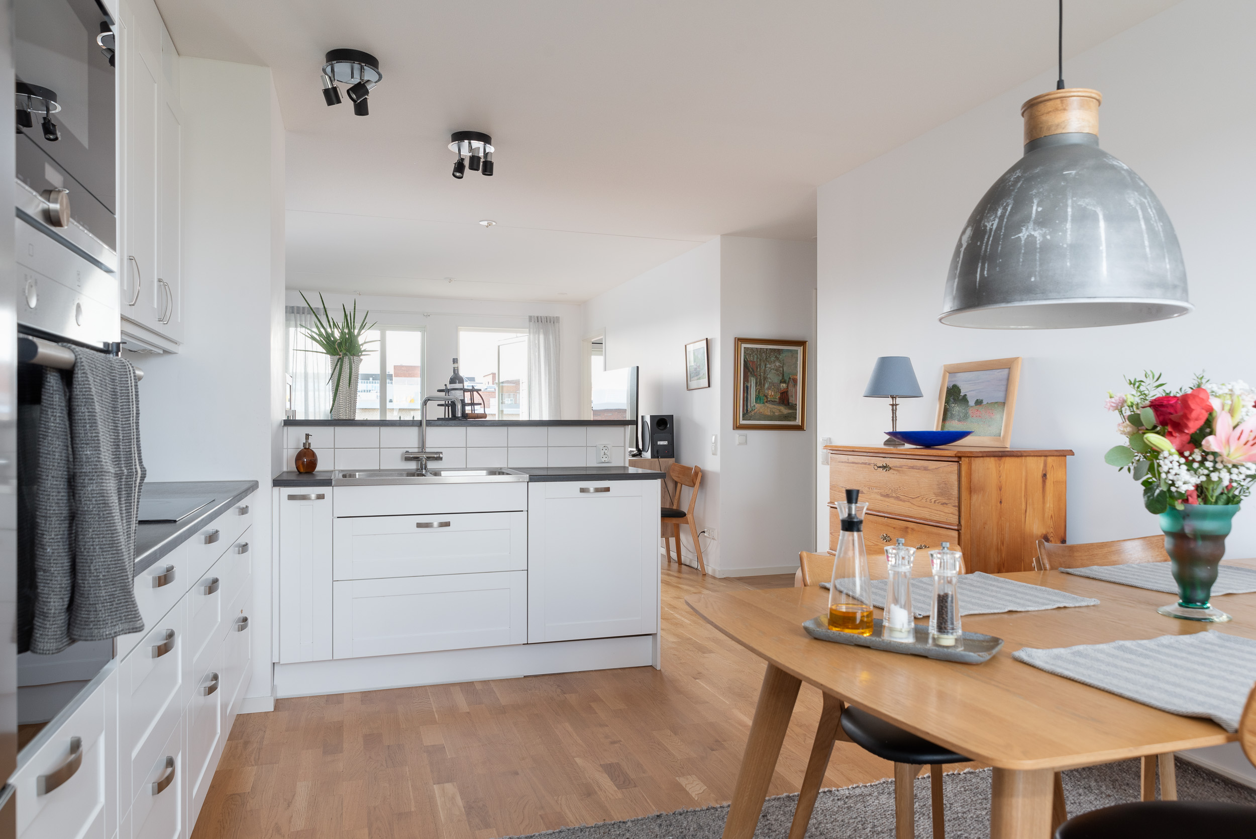 Bostadsbild från Södra Ringvägen 2D, Såld i Östermalm, Västerås