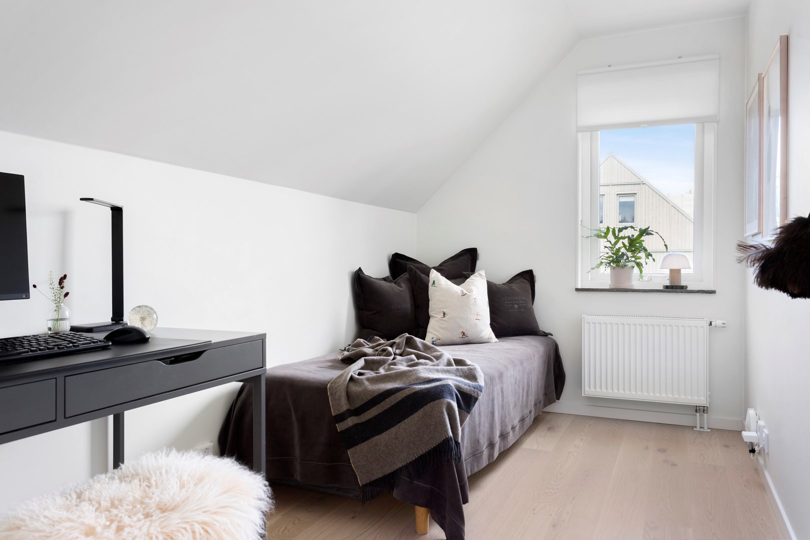 Bostadsbild från Enrisvägen 1D, Såld i Kummelnäs, Nacka