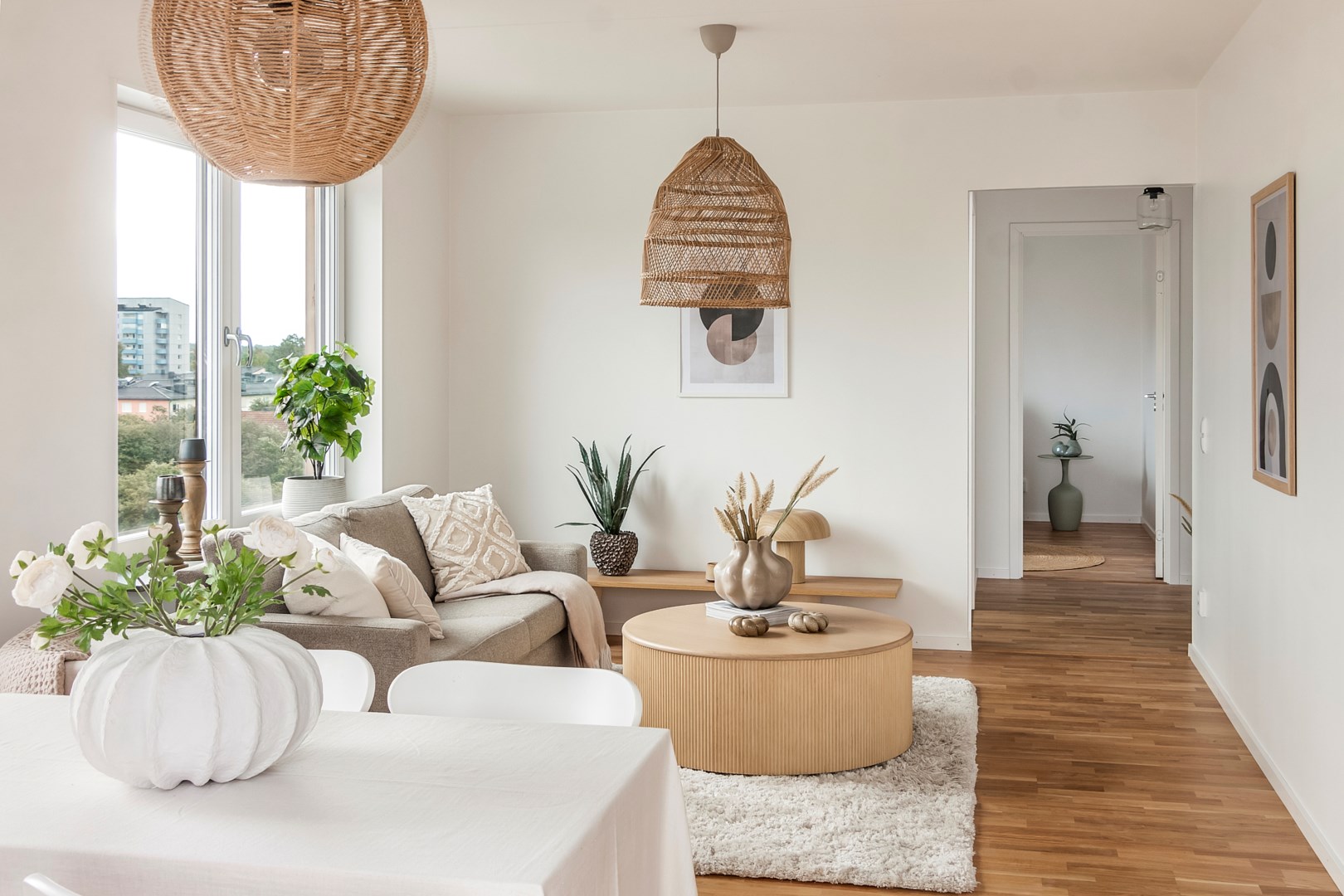 Bostadsbild från Tujagatan 9, Såld i Skiljebo, Västerås