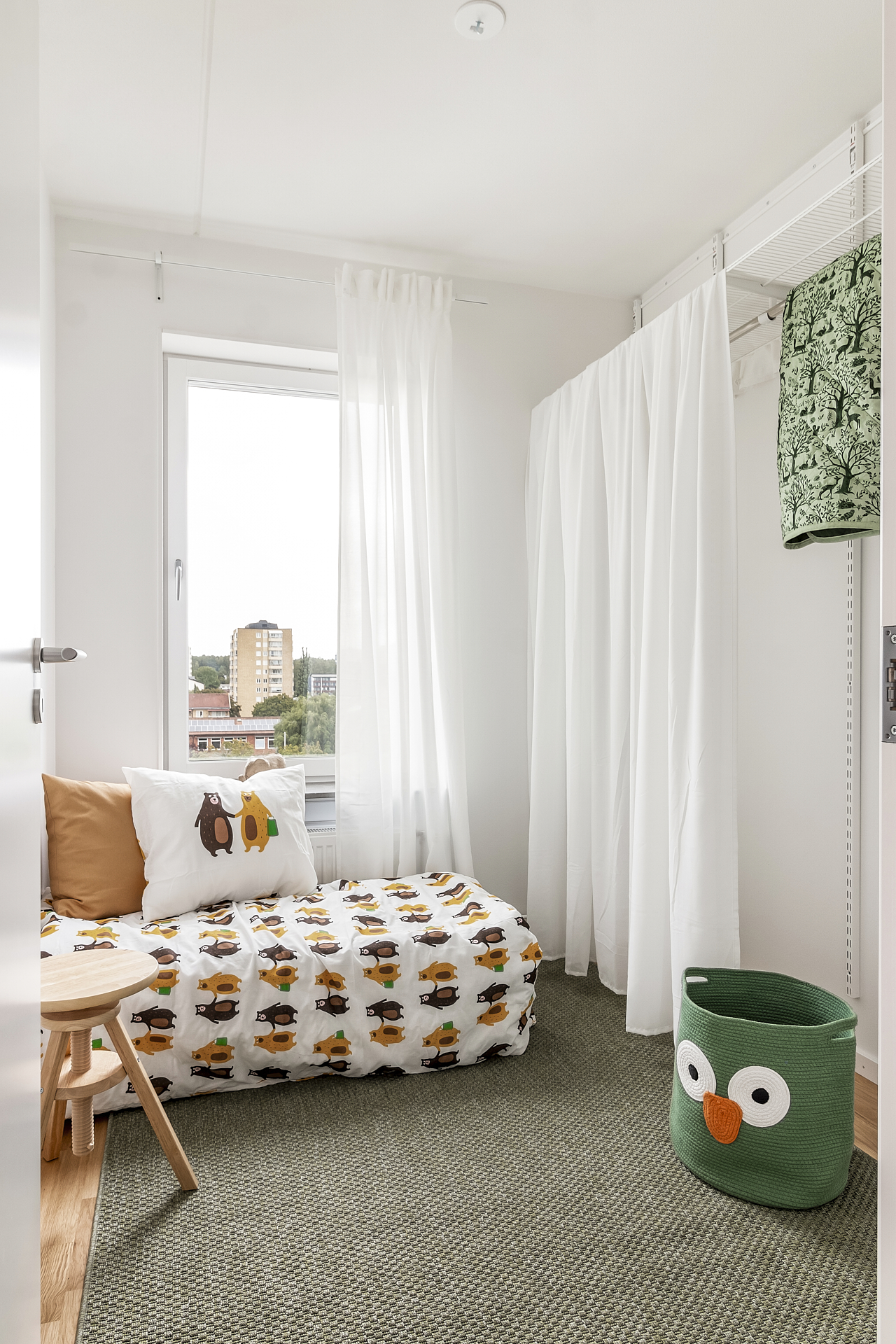 Bostadsbild från Tujagatan 9, Såld i Skiljebo, Västerås