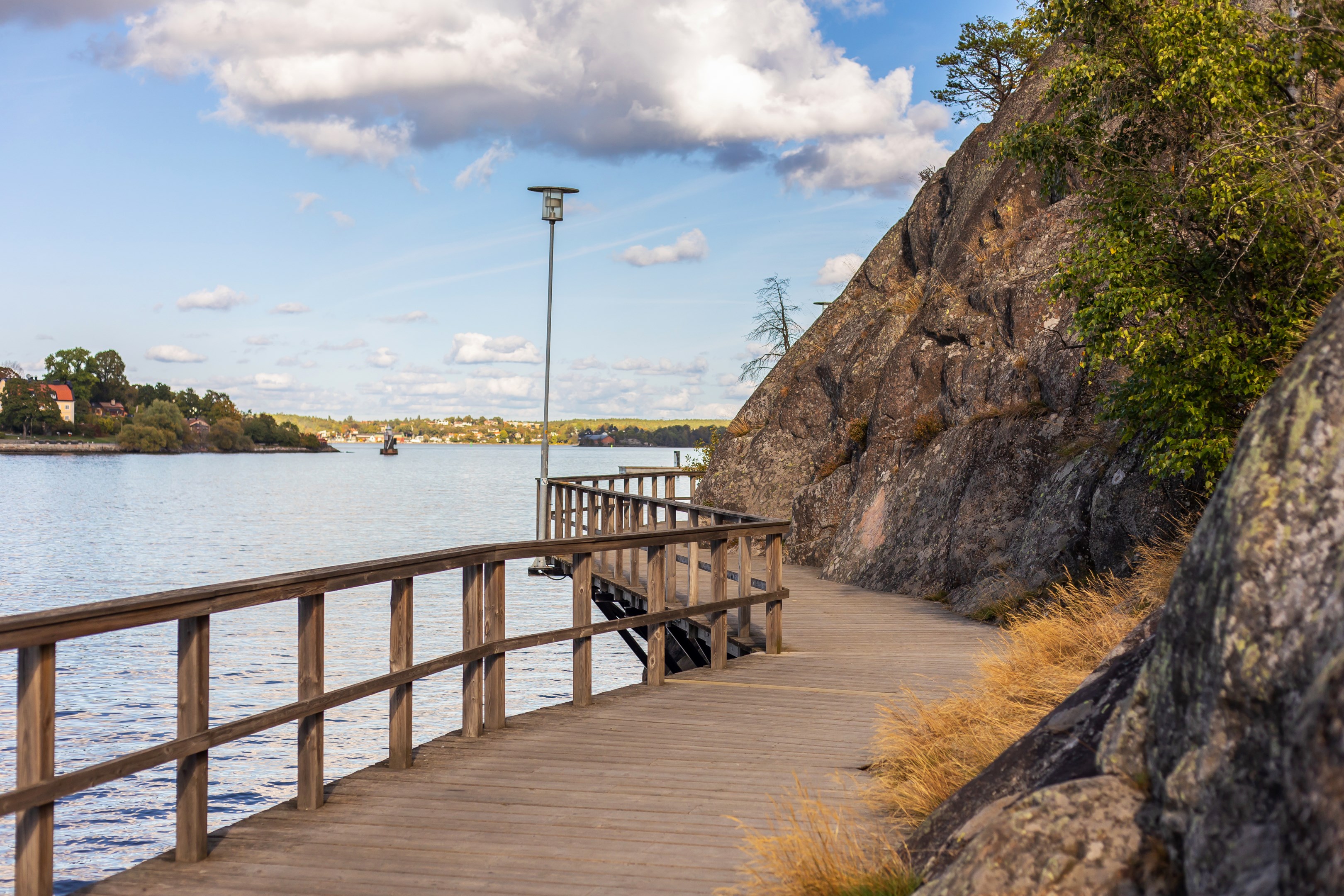 Bostadsbild från Tallidsvägen 2, Såld i Finntorp, Nacka