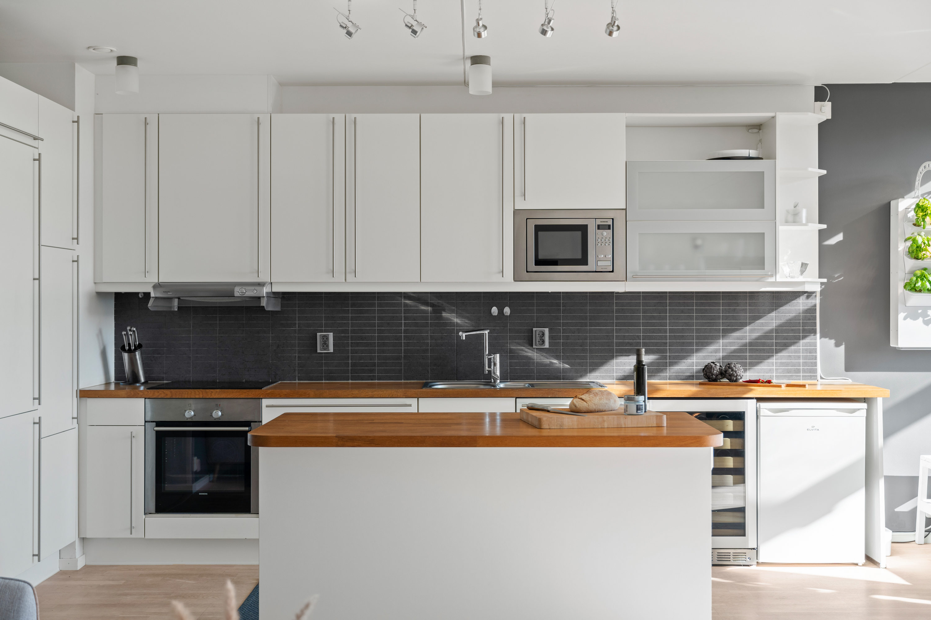 Bostadsbild från Tallidsvägen 2, Såld i Finntorp, Nacka