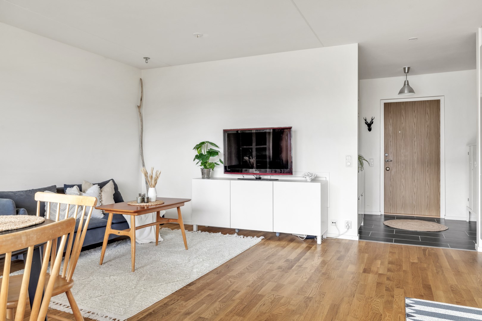 Bostadsbild från Meteorvägen 26, Till salu i Fullerö, Uppsala