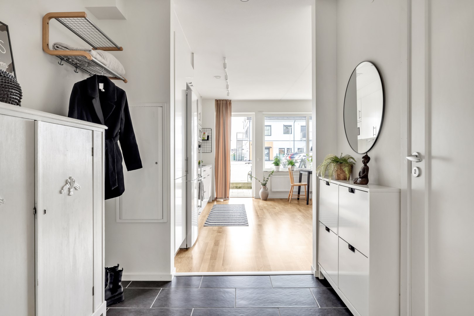 Bostadsbild från Meteorvägen 26, Till salu i Fullerö, Uppsala