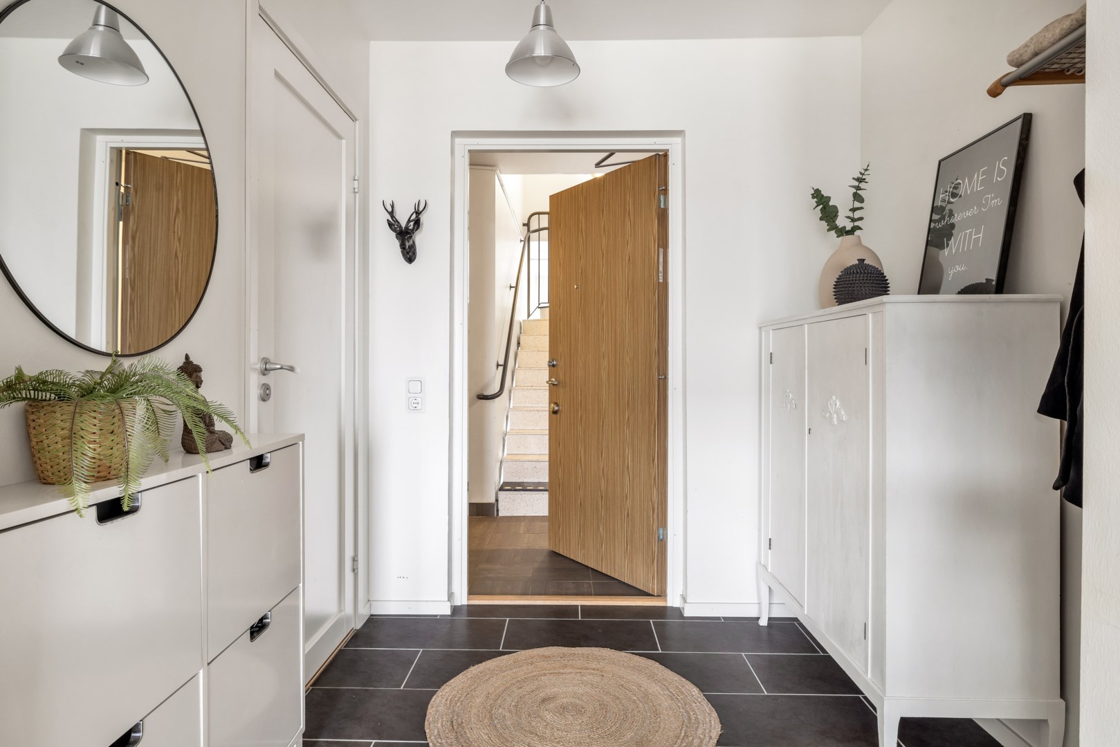 Bostadsbild från Meteorvägen 26, Till salu i Fullerö, Uppsala