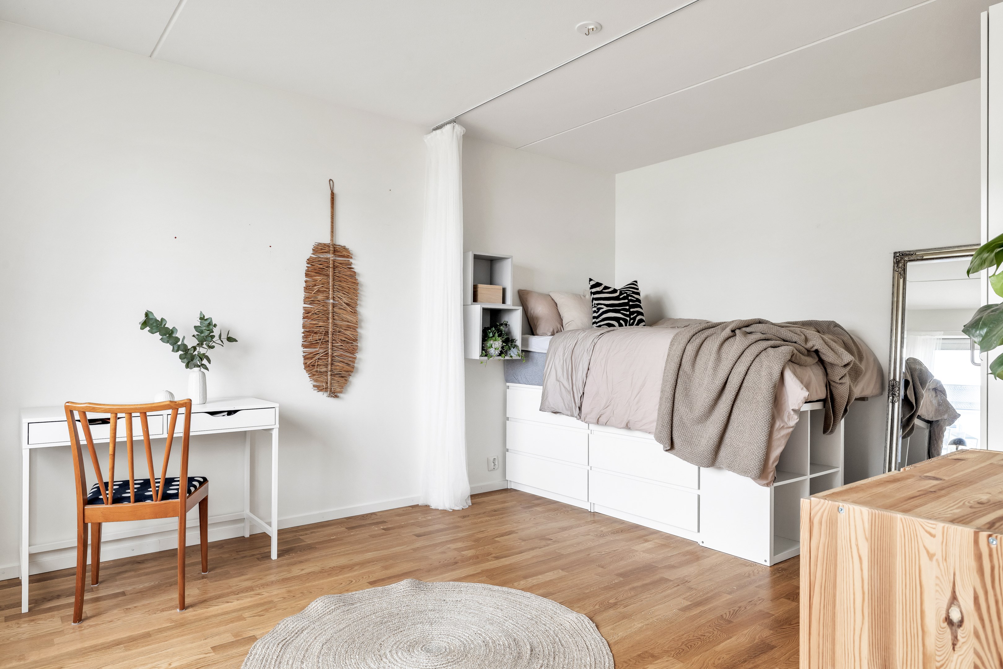 Bostadsbild från Meteorvägen 26, Till salu i Fullerö, Uppsala