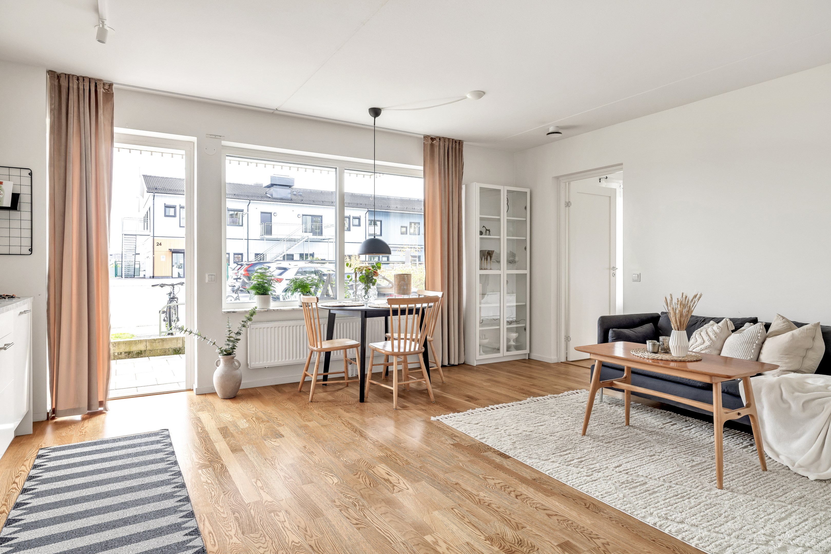 Bostadsbild från Meteorvägen 26, Till salu i Fullerö, Uppsala