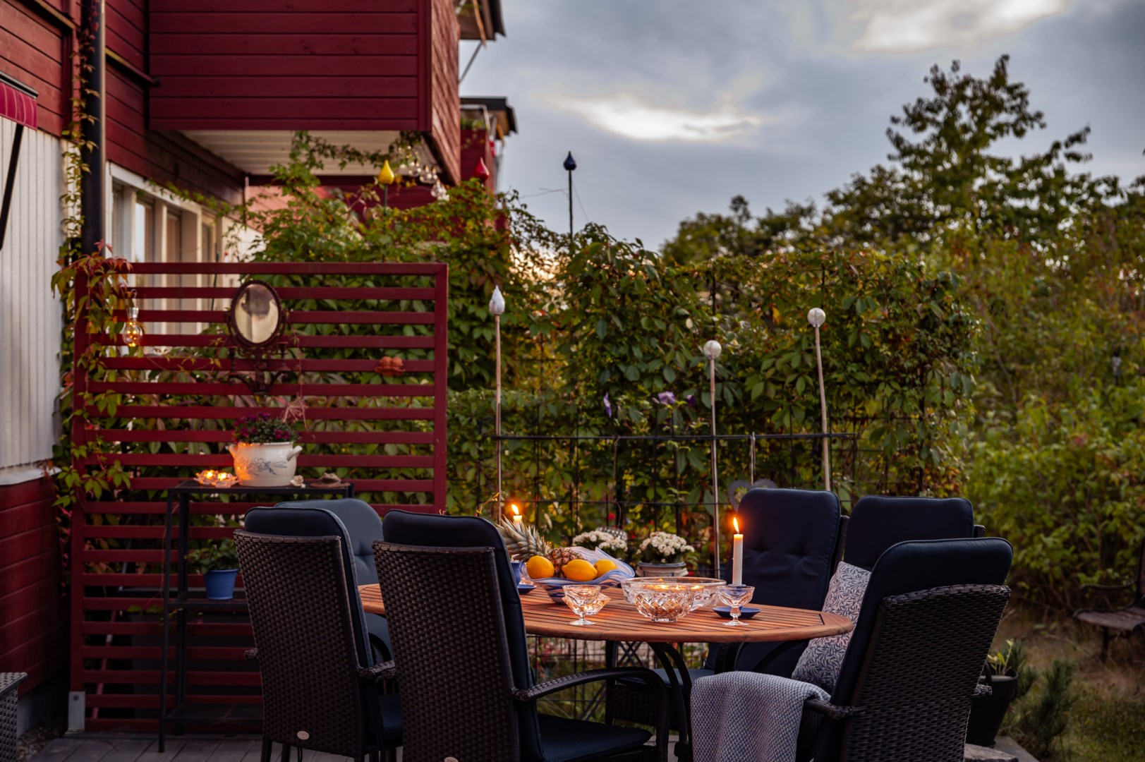 Bostadsbild från Ljuskärrsvägen 68, Såld i Ljuskärrsberget - Saltsjöbaden, Nacka