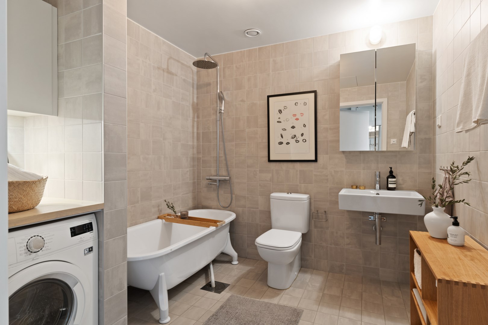 Bostadsbild från Tollarevägen 55, Såld i Tollare, Nacka