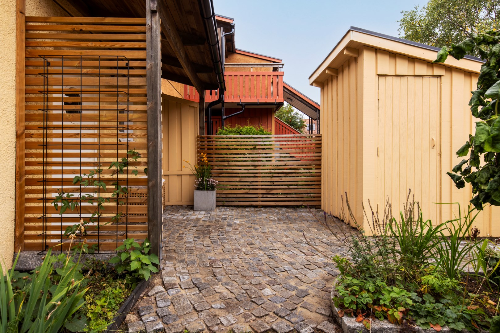 Bostadsbild från Björkholmsvägen 103, Såld i Östra Orminge, Nacka