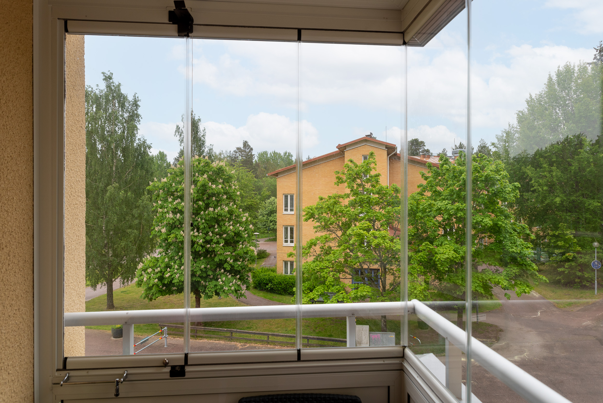 Bostadsbild från Skogsduvevägen 5, Till salu i Råby, Västerås