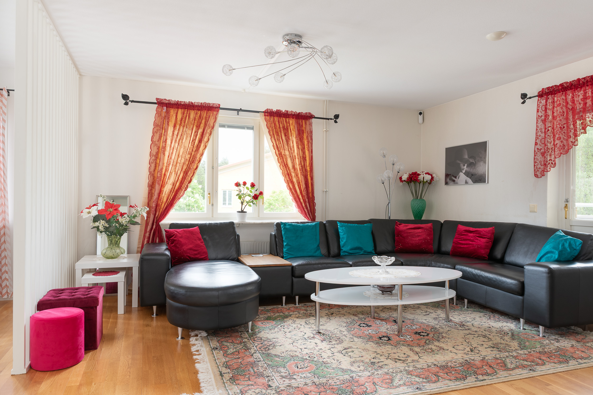 Bostadsbild från Skogsduvevägen 5, Till salu i Råby, Västerås