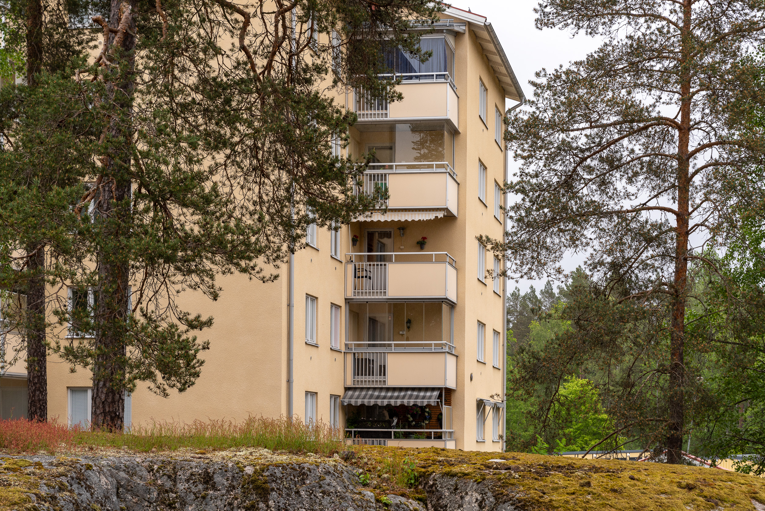 Bostadsbild från Skogsduvevägen 5, Till salu i Råby, Västerås