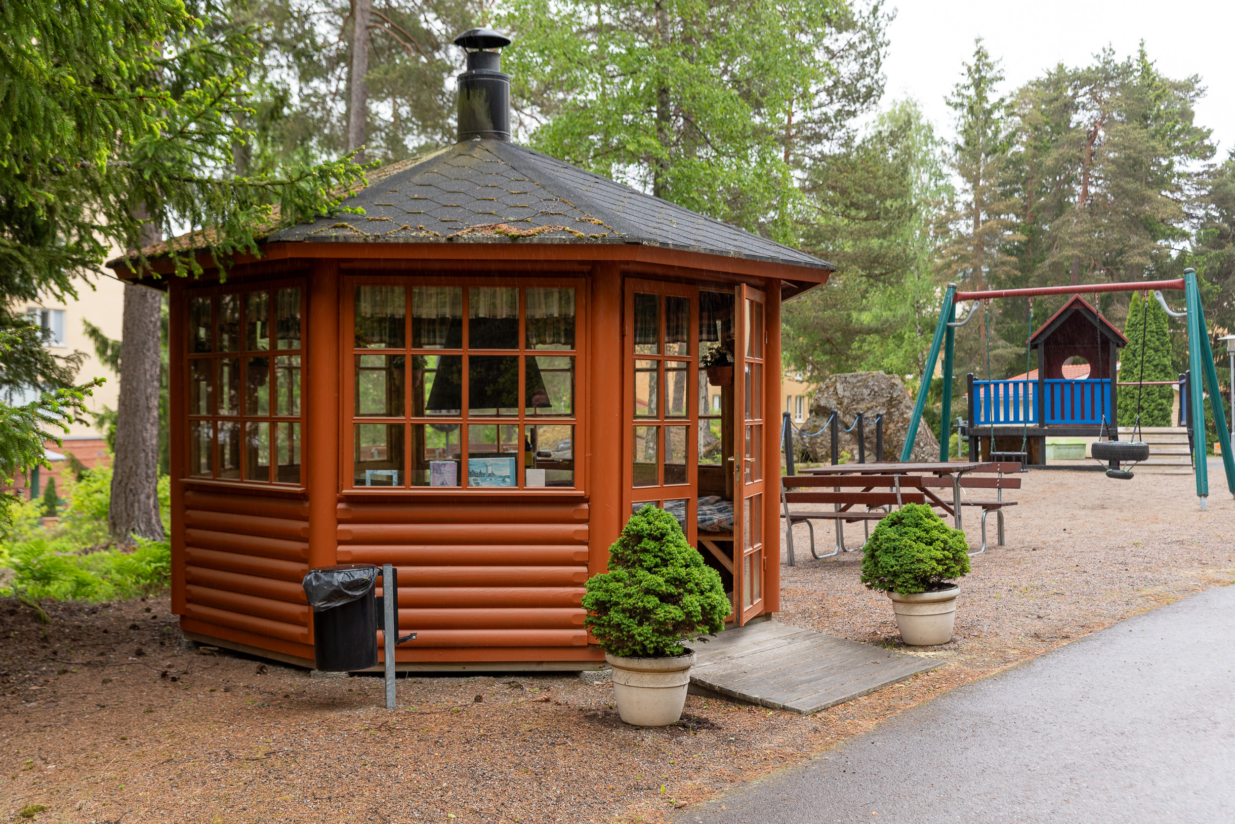 Bostadsbild från Skogsduvevägen 5, Till salu i Råby, Västerås