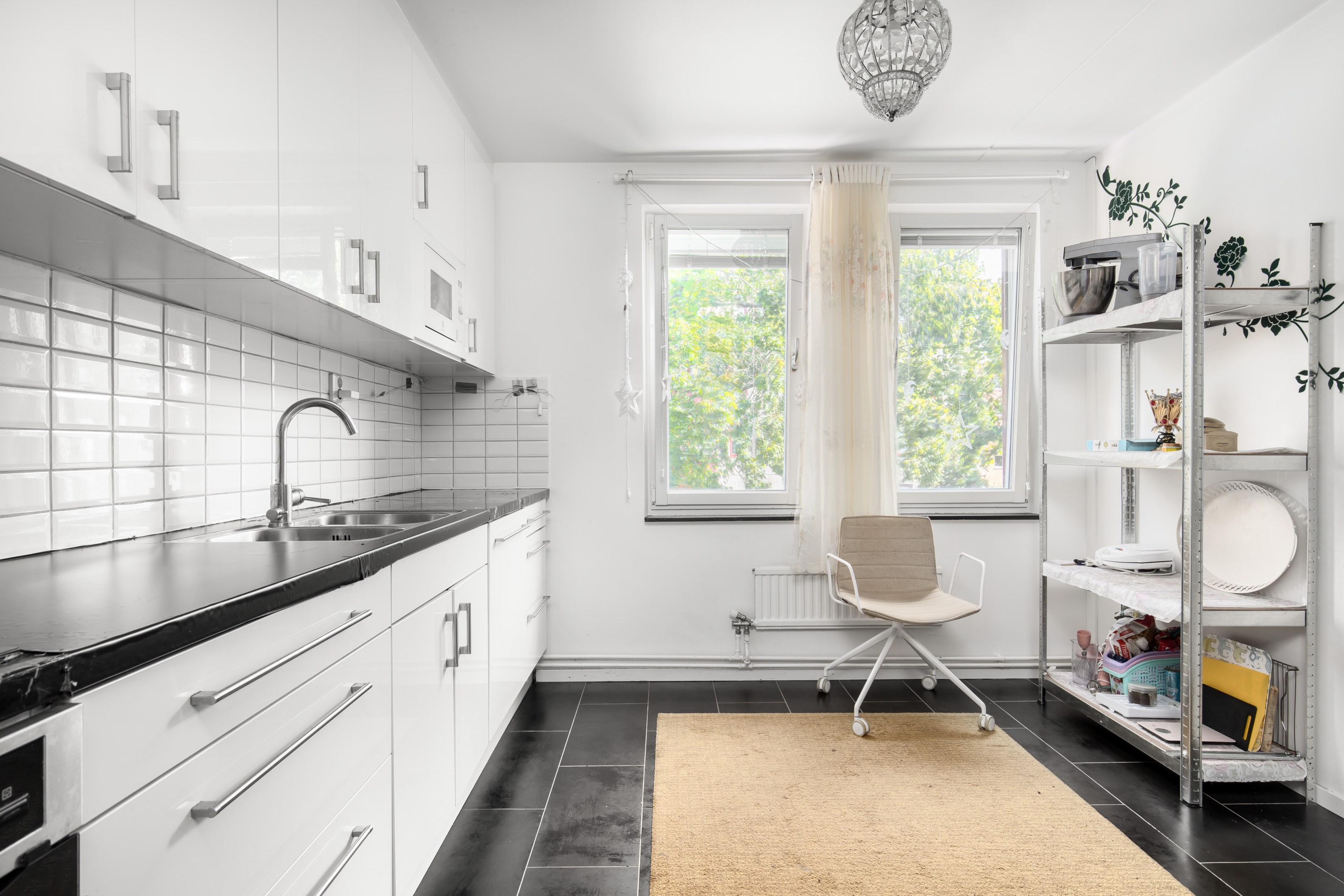 Bostadsbild från Skarpövägen 13, Såld i Västra Orminge, Nacka