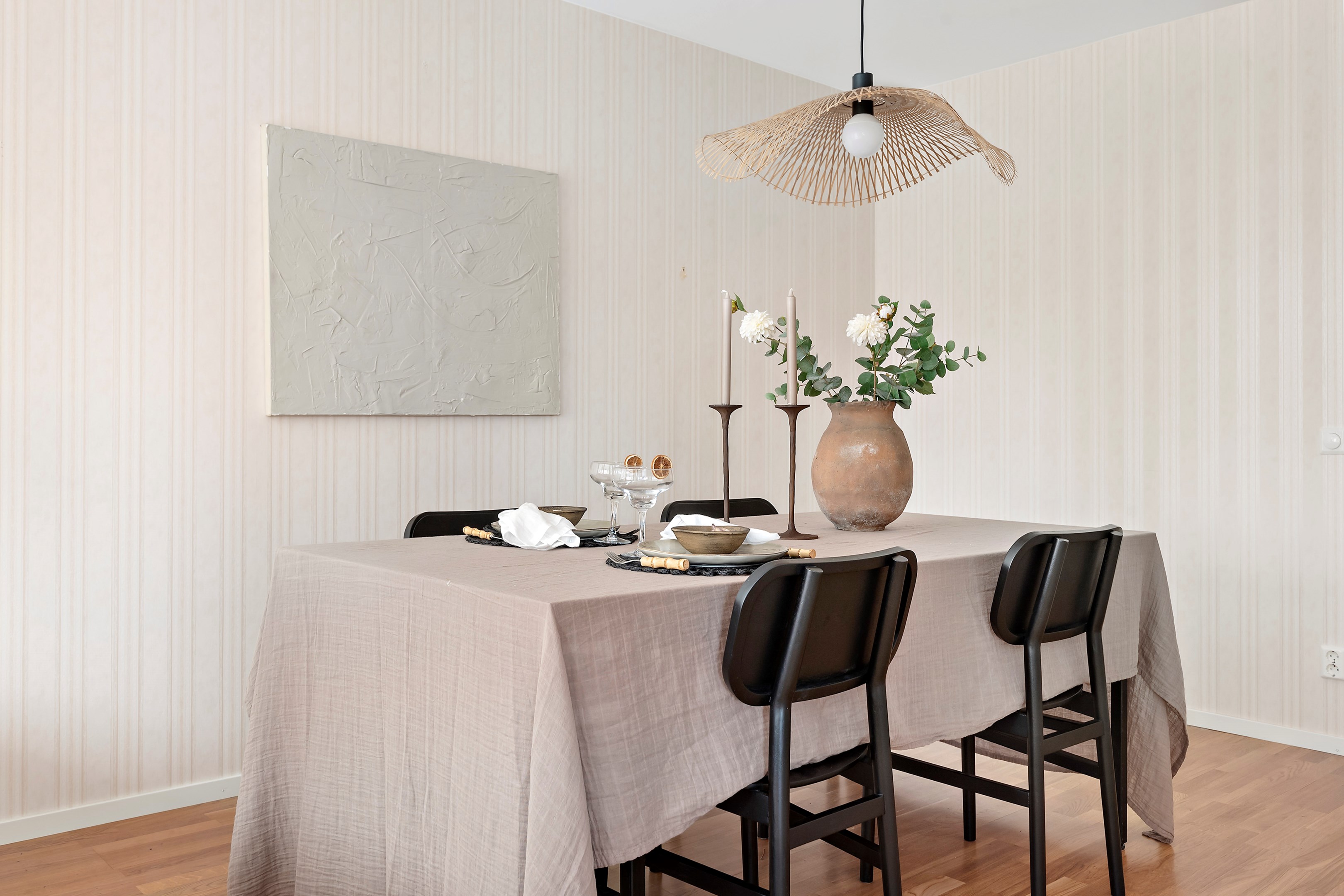 Bostadsbild från Vaksalagatan 18B, Såld i Centrum, Uppsala