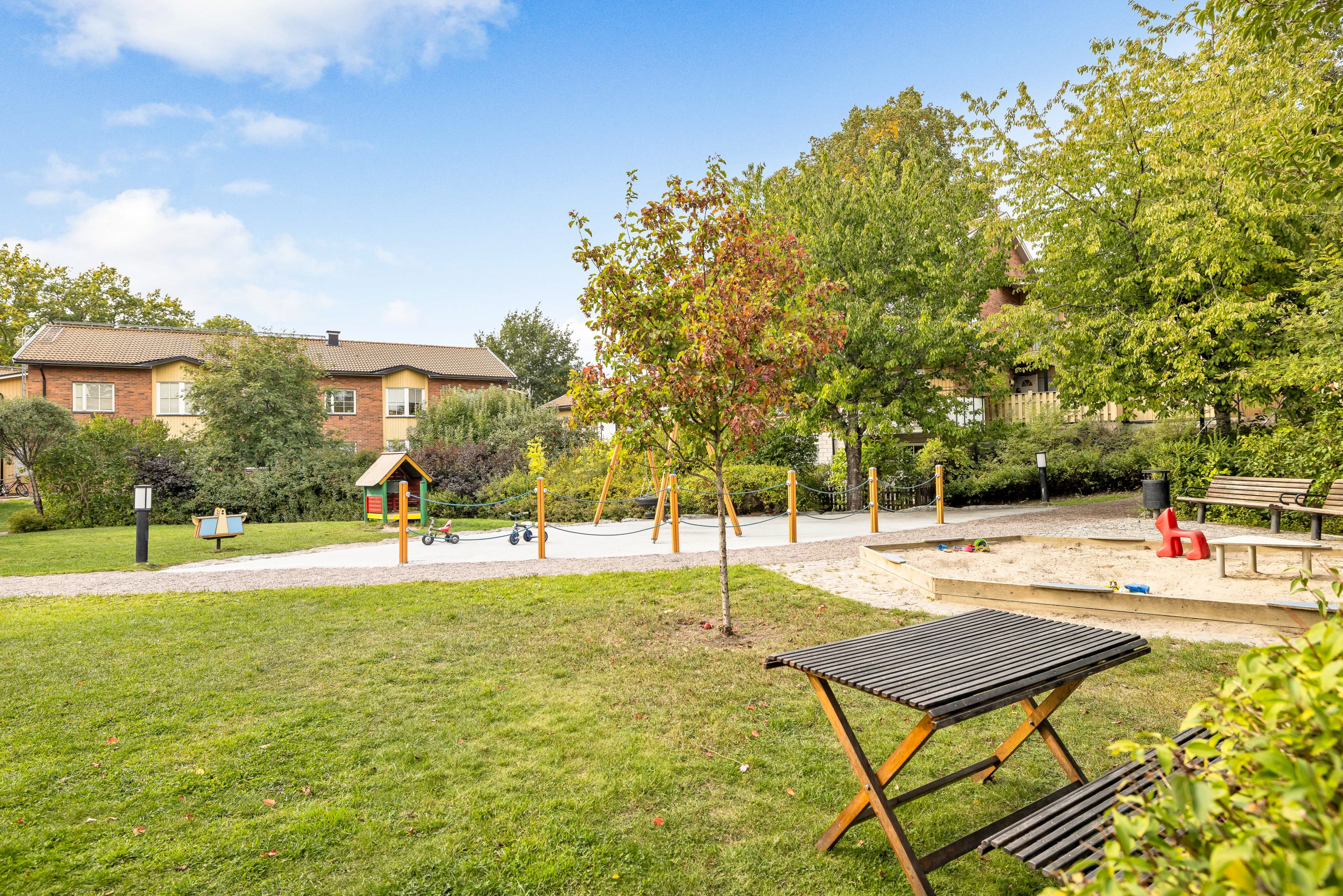 Bostadsbild från Vänortsgatan 94, Såld i Ekeby, Uppsala