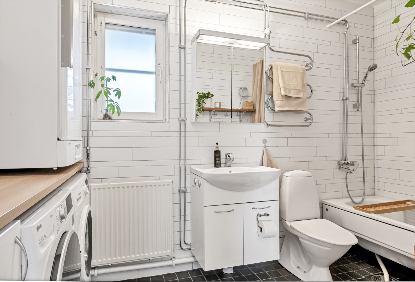 Bostadsbild från Vänortsgatan 94, Såld i Ekeby, Uppsala