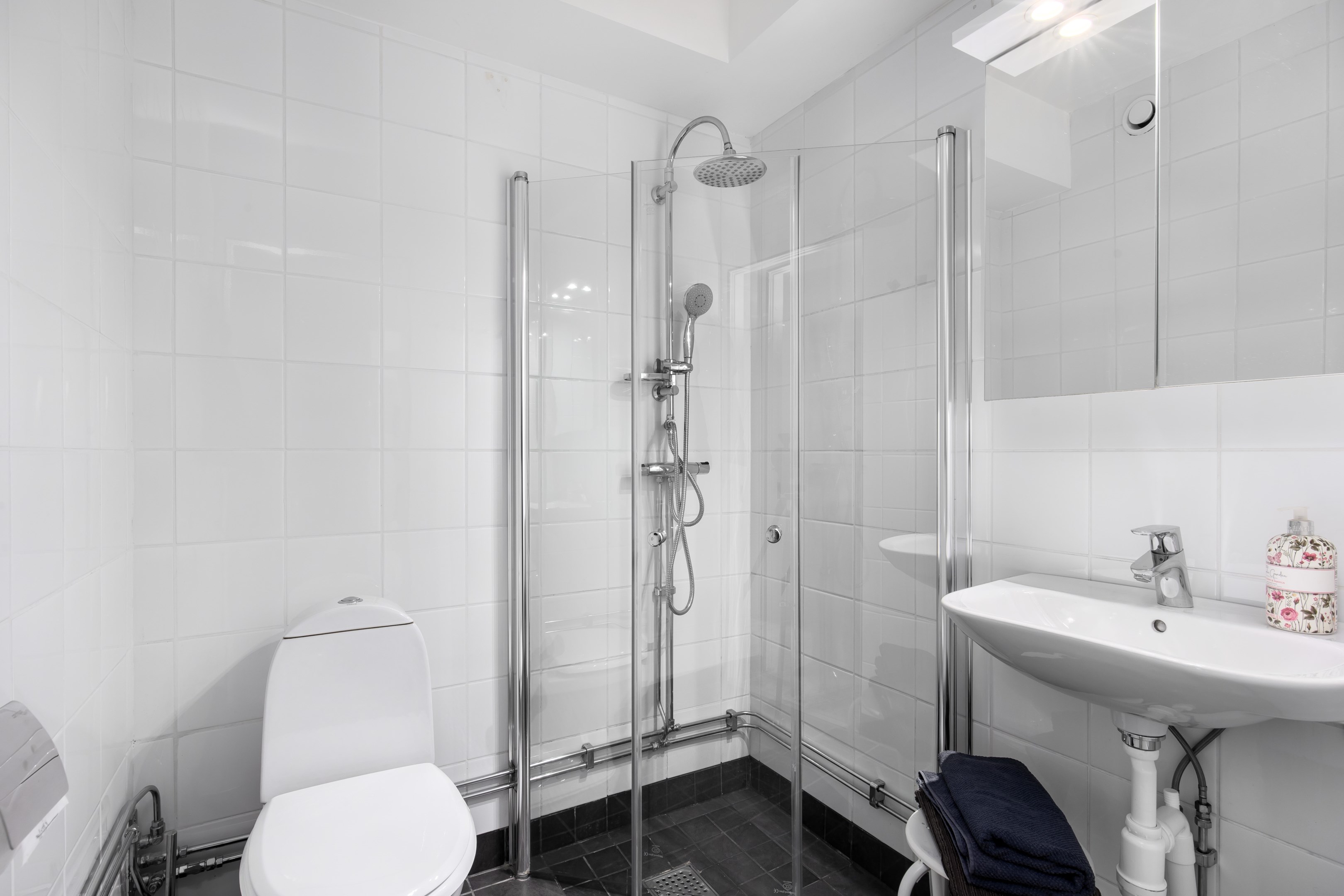 Bostadsbild från Ormingeringen 36, Såld i Västra Orminge, Nacka