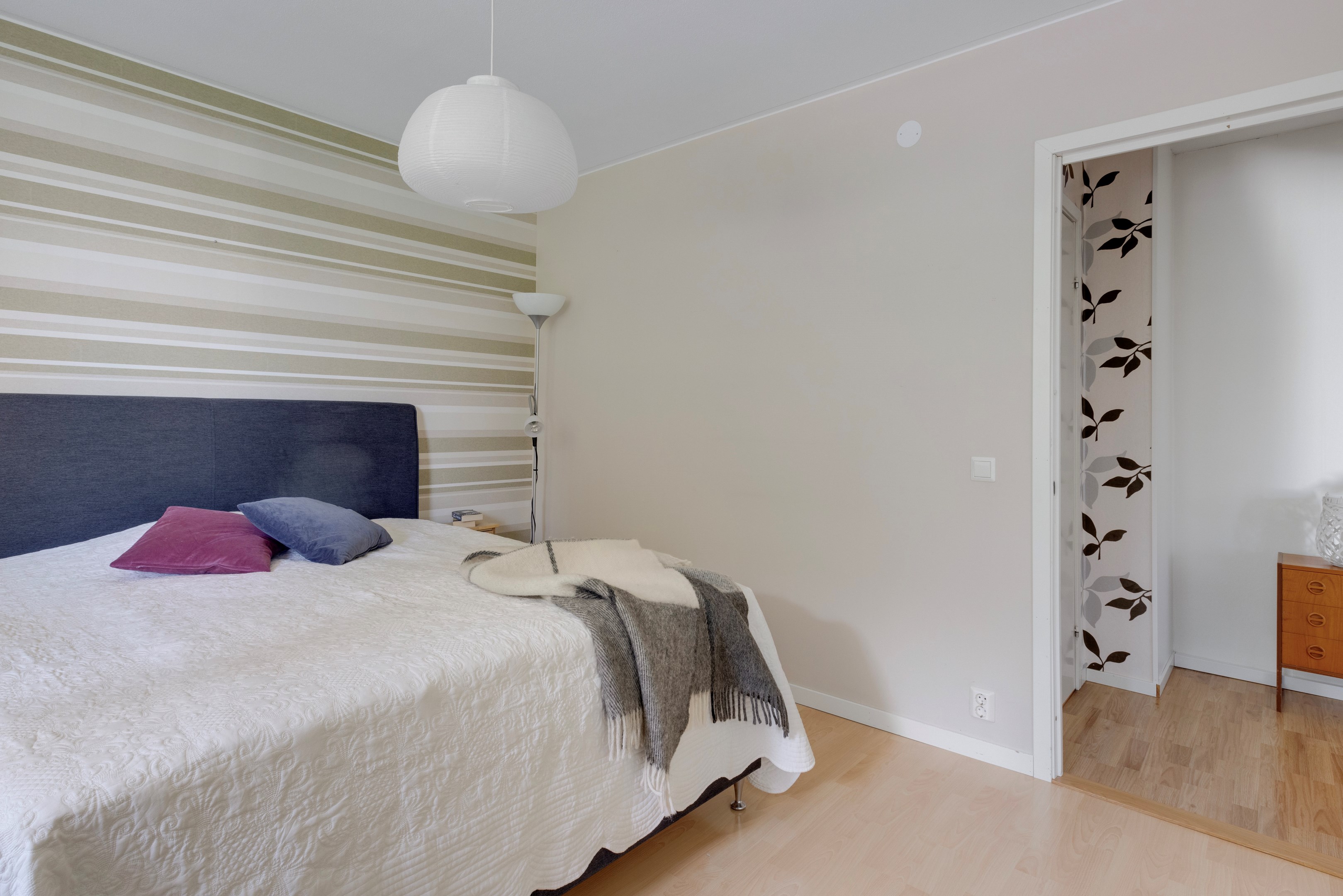 Bostadsbild från Gräslöksgatan 26, Såld i Årsta, Uppsala