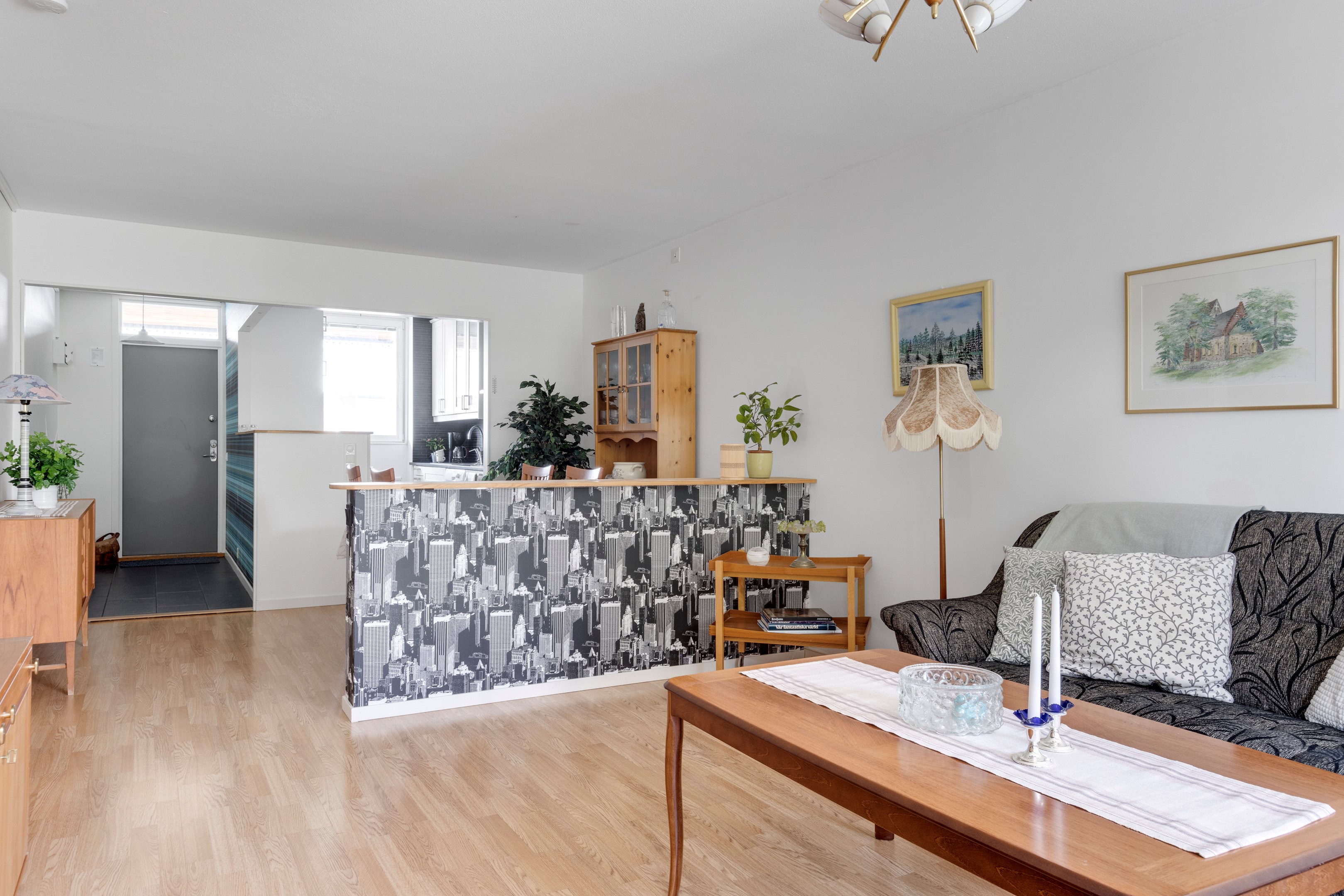 Bostadsbild från Gräslöksgatan 26, Såld i Årsta, Uppsala