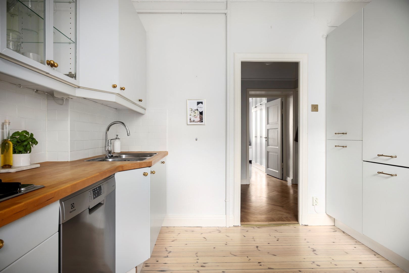 Bostadsbild från Torbjörn klockares gata 19, 1tr, Såld i Vasastan - Röda Bergen, Stockholm