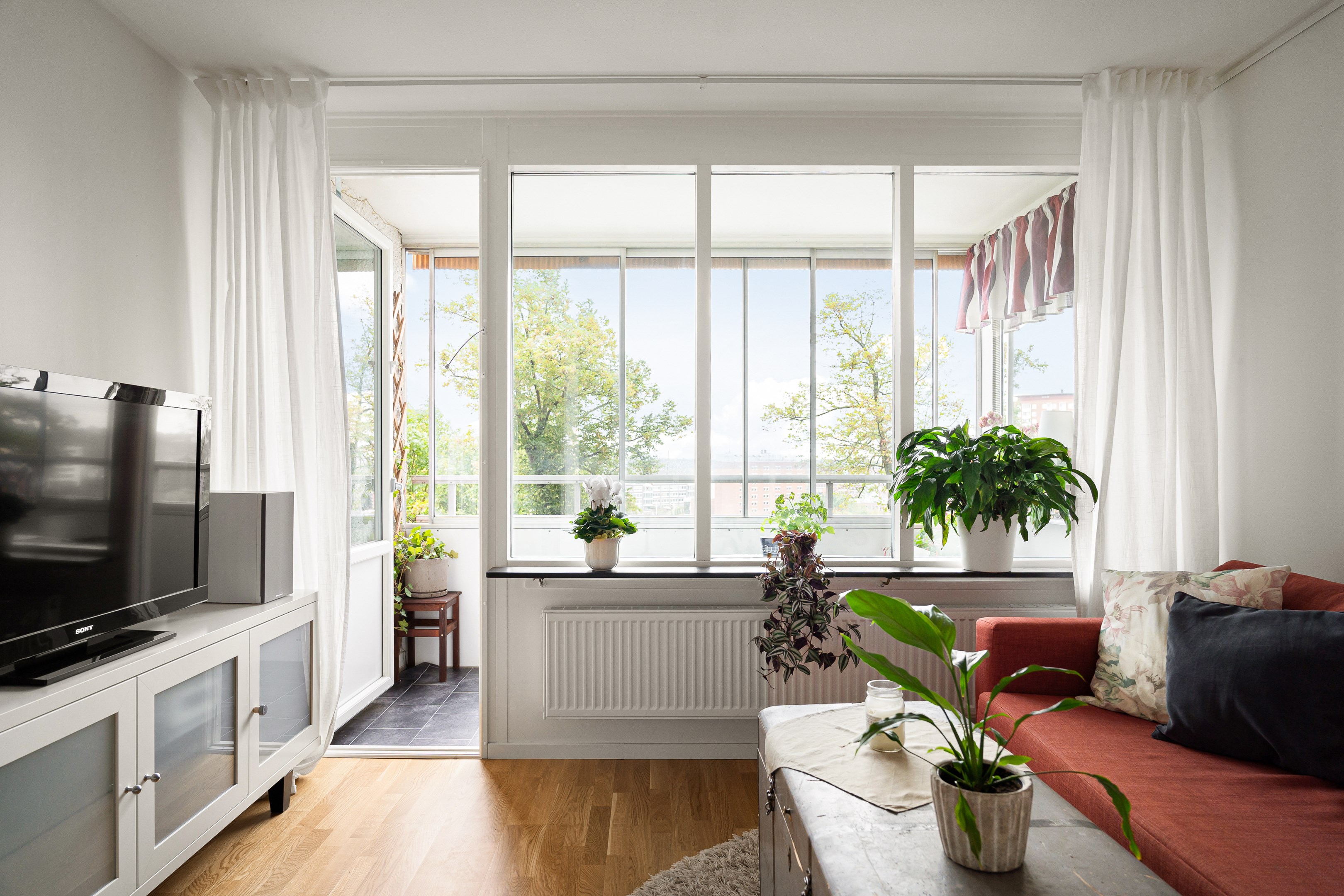 Bostadsbild från Henriksdalsringen 93, Såld i Henriksdalsberget, Nacka