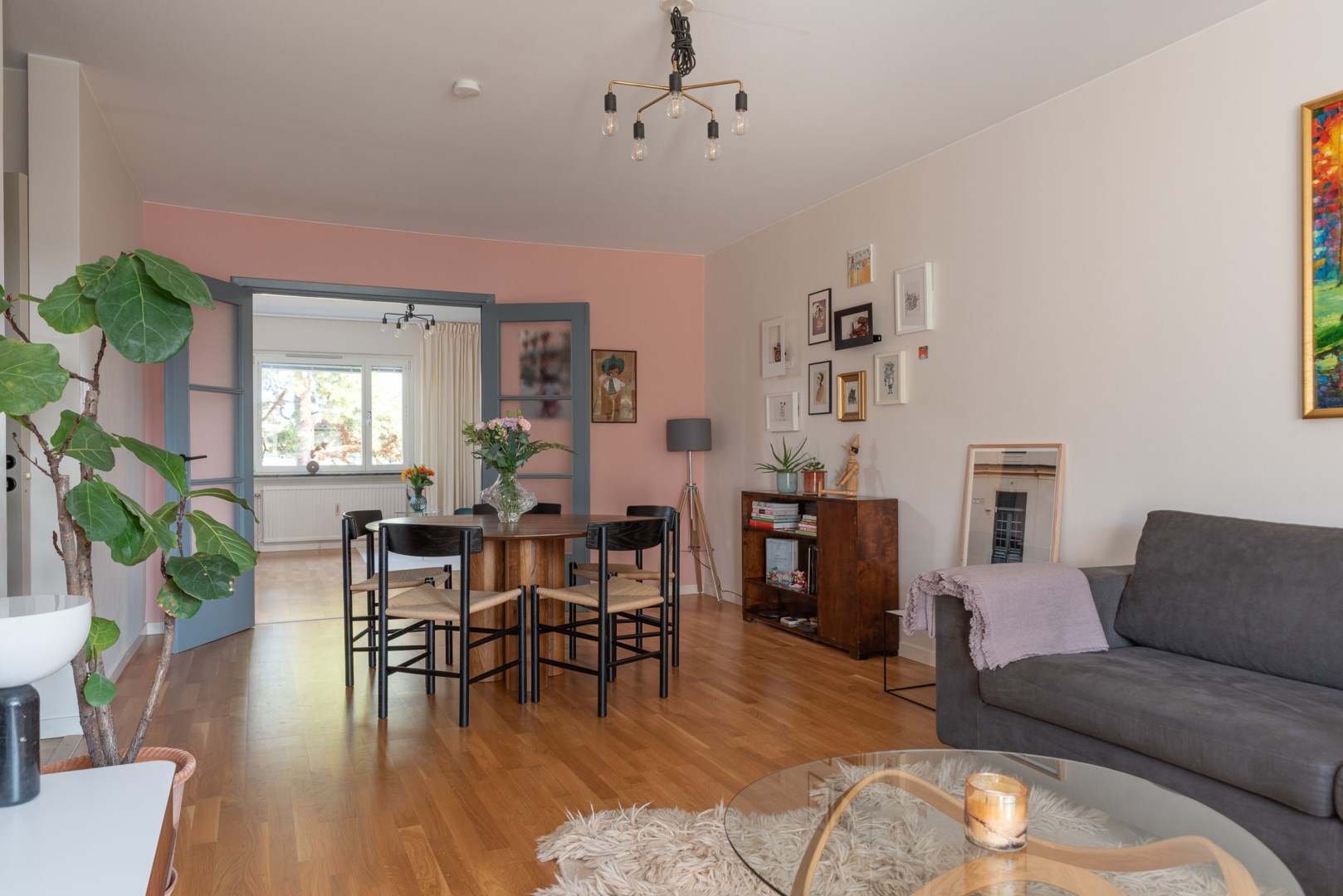 Bostadsbild från Kaserngatan 47, Såld i Viksäng, Västerås