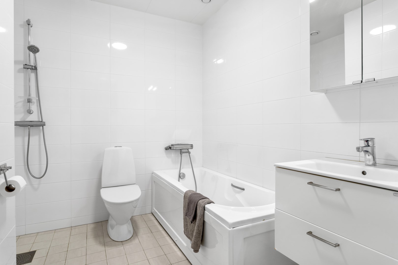 Bostadsbild från Funbo Vargspåret 39B, Till salu i Funbo, Uppsala