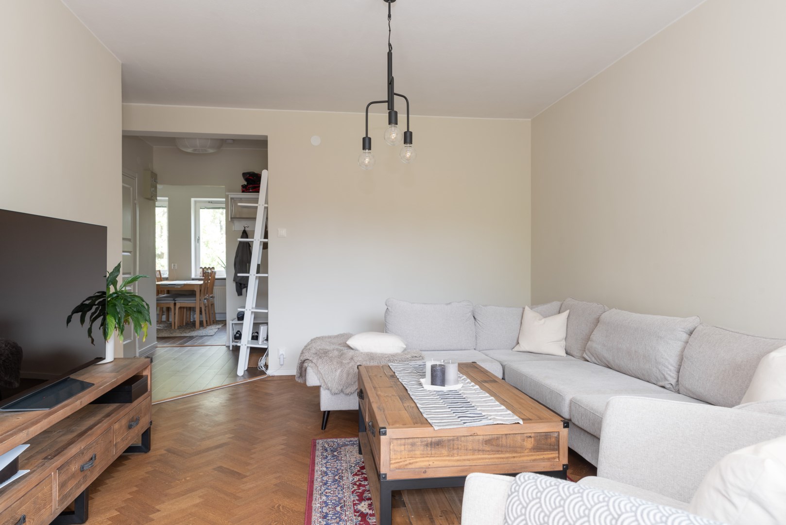 Bostadsbild från Bomansgatan 28A, Såld i Kristiansborg, Västerås