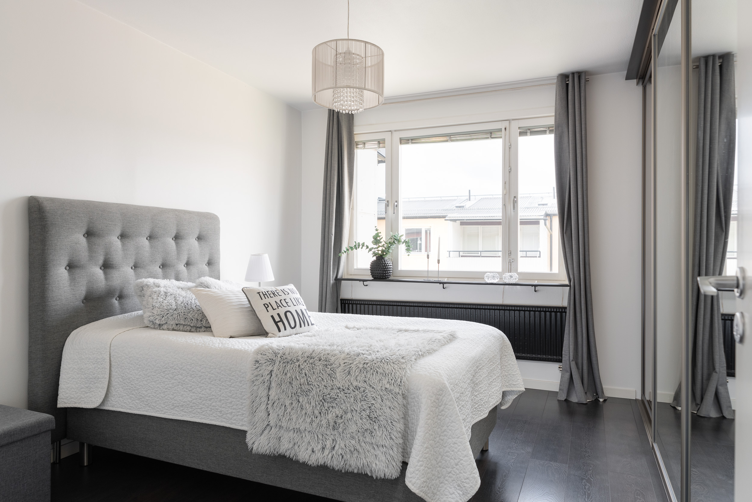 Bostadsbild från Kungsfågelgatan 25, Såld i Råby, Västerås