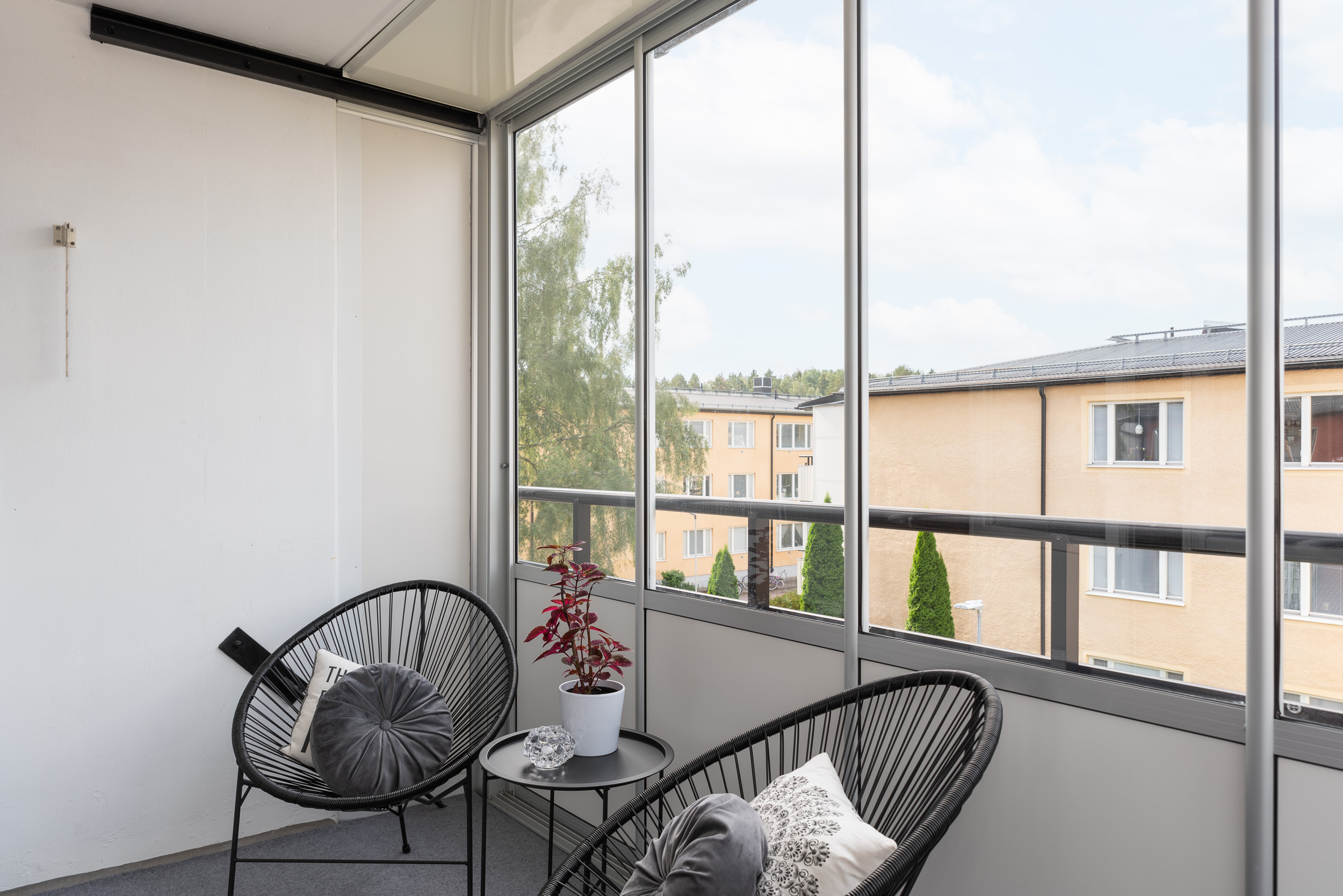 Bostadsbild från Kungsfågelgatan 25, Såld i Råby, Västerås