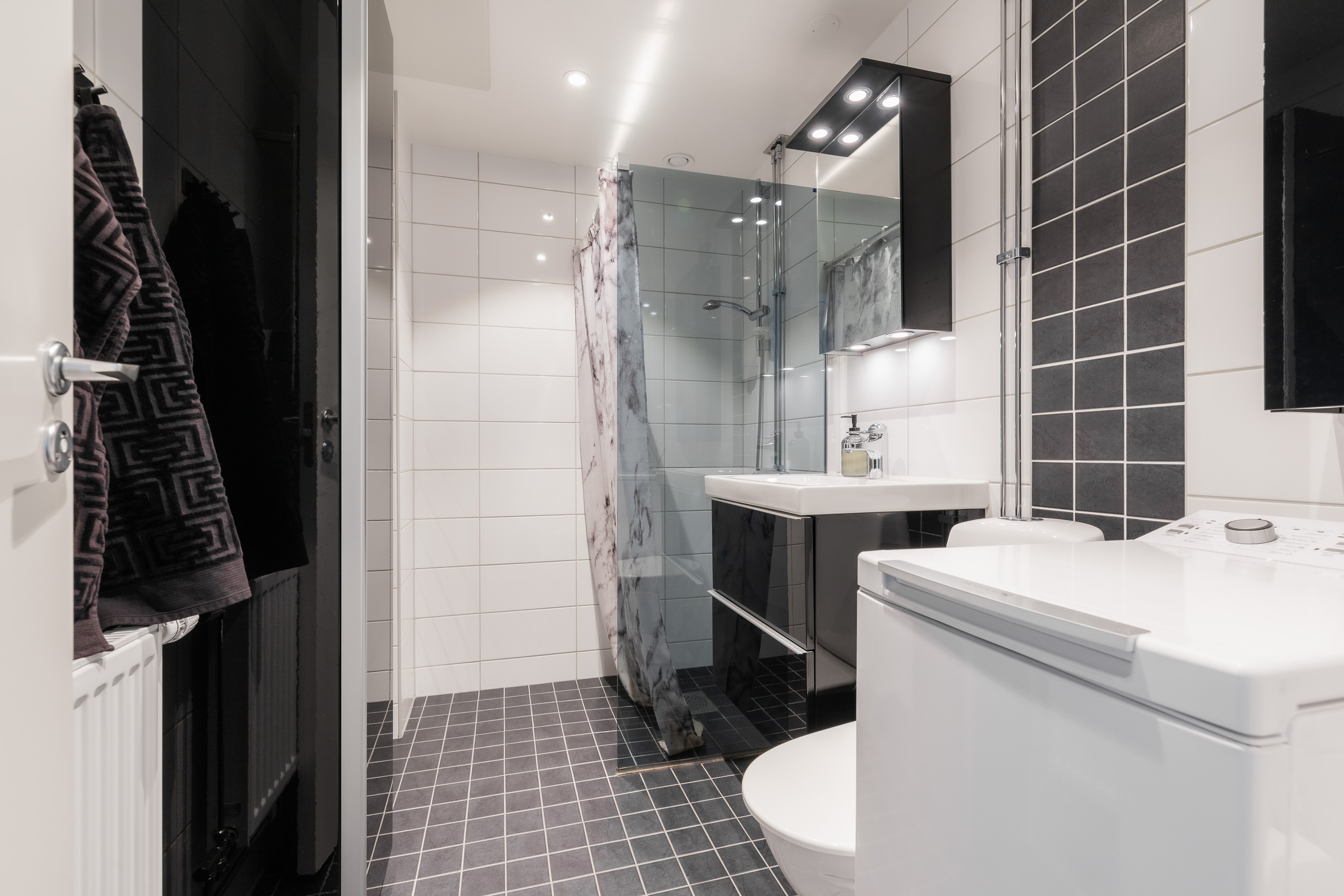 Bostadsbild från Kungsfågelgatan 25, Såld i Råby, Västerås