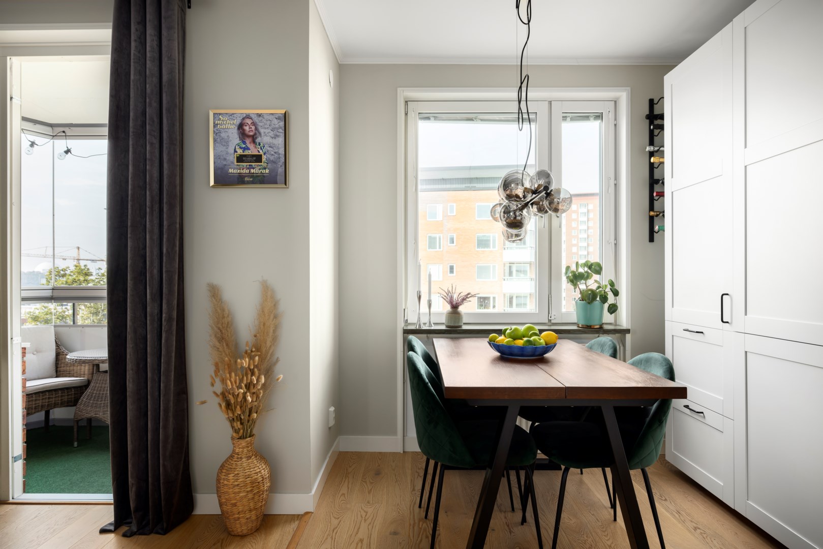 Bostadsbild från Alphyddevägen 23, Såld i Alphyddan, Nacka