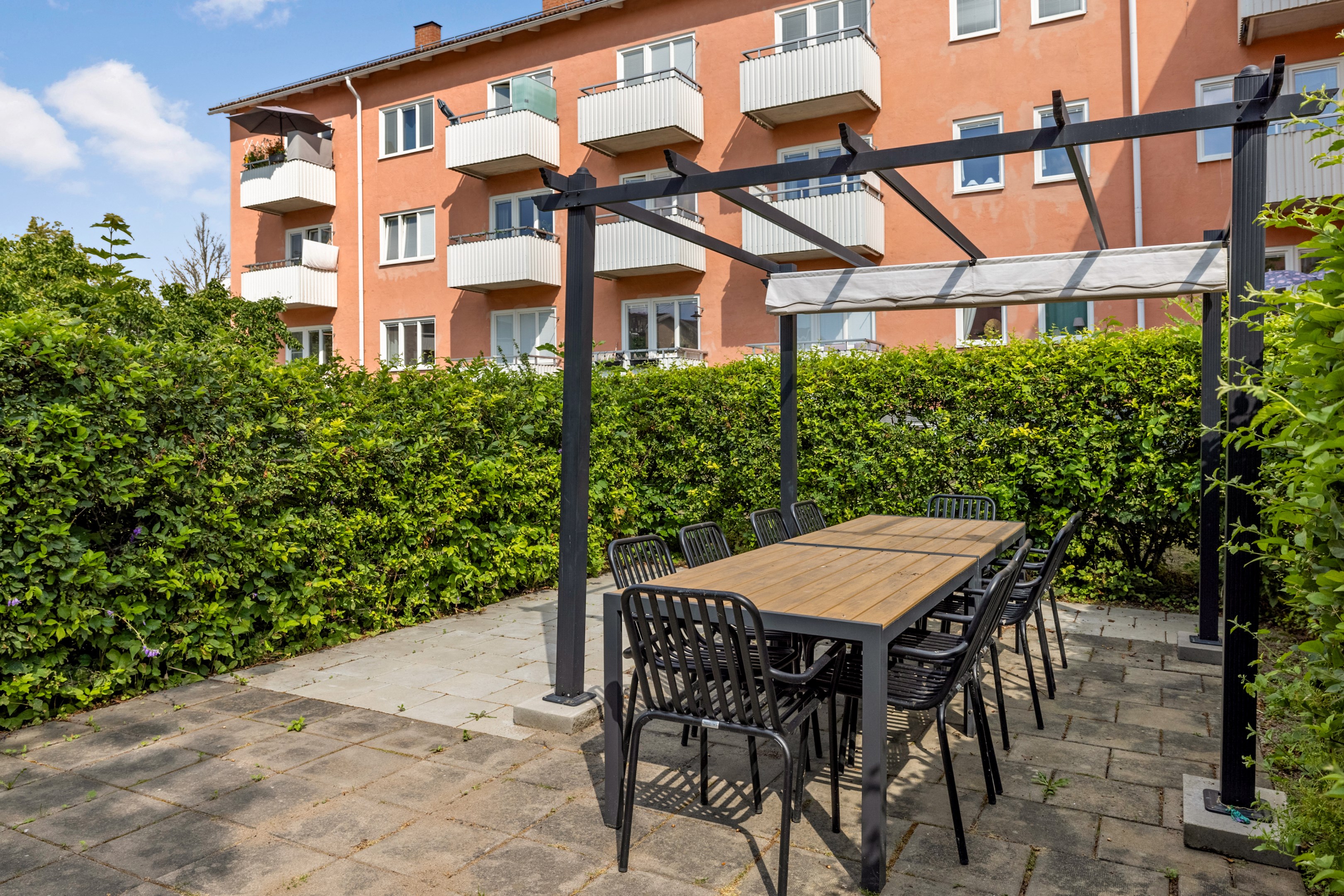 Bostadsbild från Svartbäcksgatan 103A, Såld i Svartbäcken, Uppsala