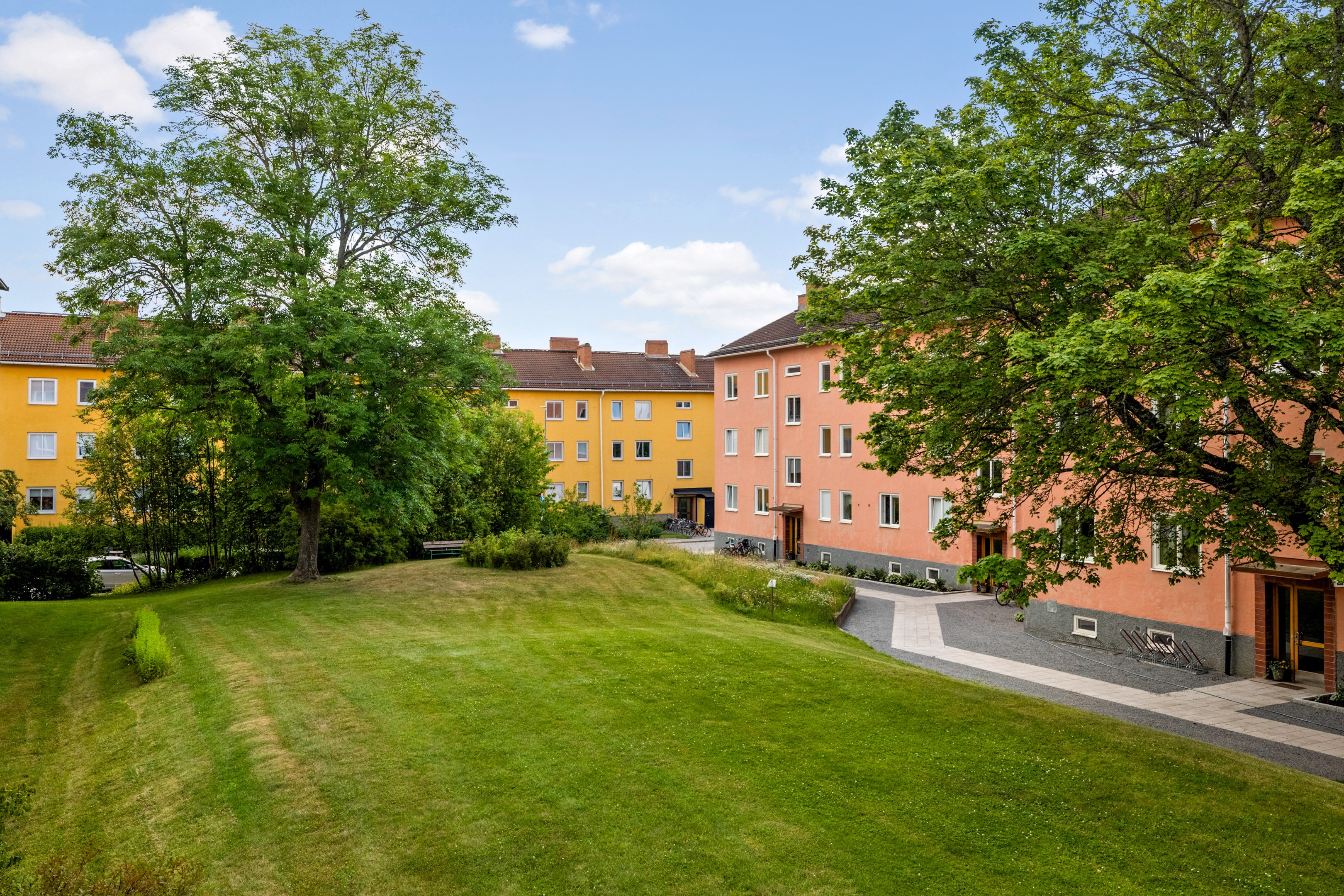 Bostadsbild från Svartbäcksgatan 103A, Såld i Svartbäcken, Uppsala
